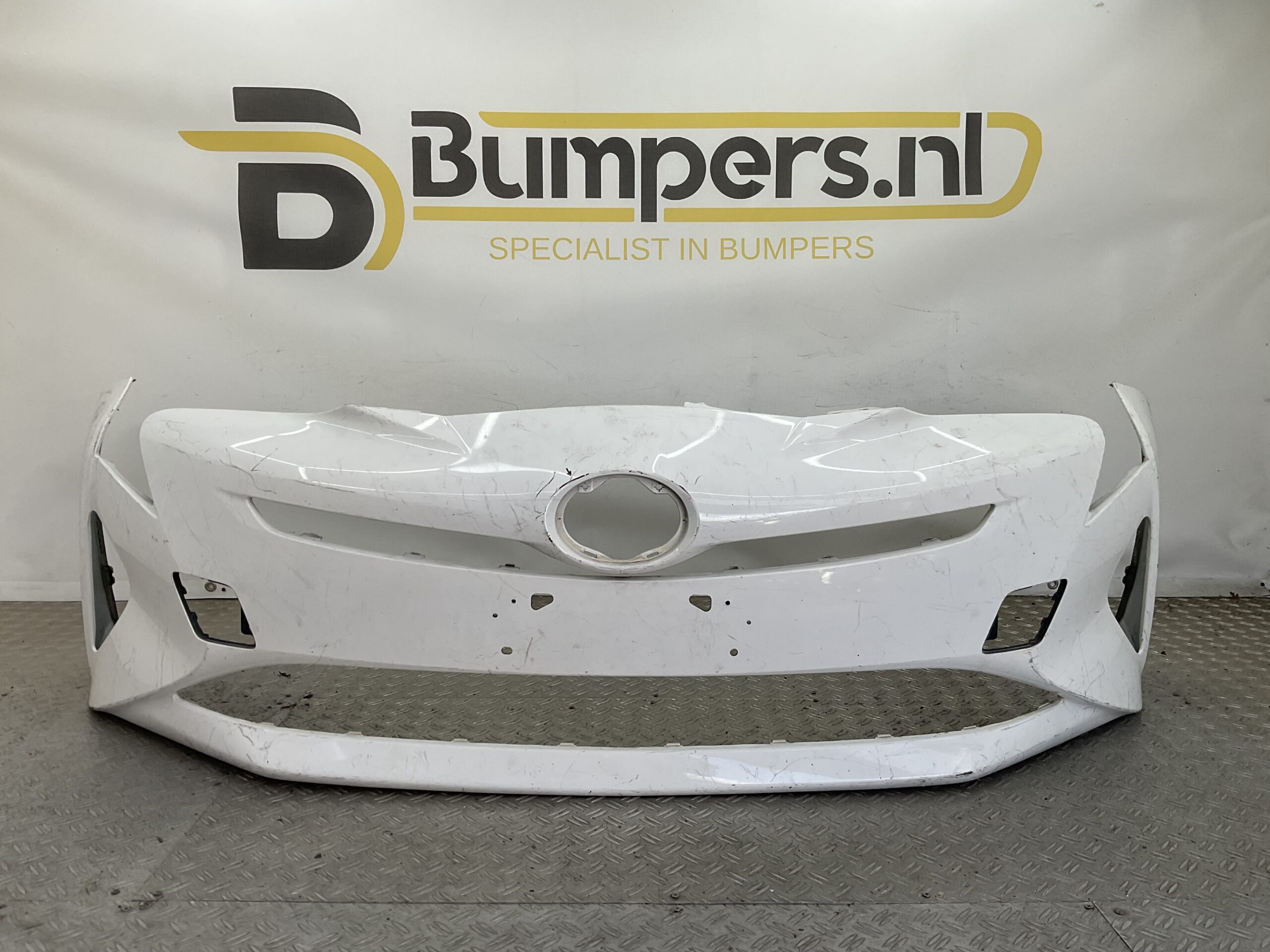 Bumper Toyota Prius XW50 16-18 52119-47700 Voorbumper D1-20854