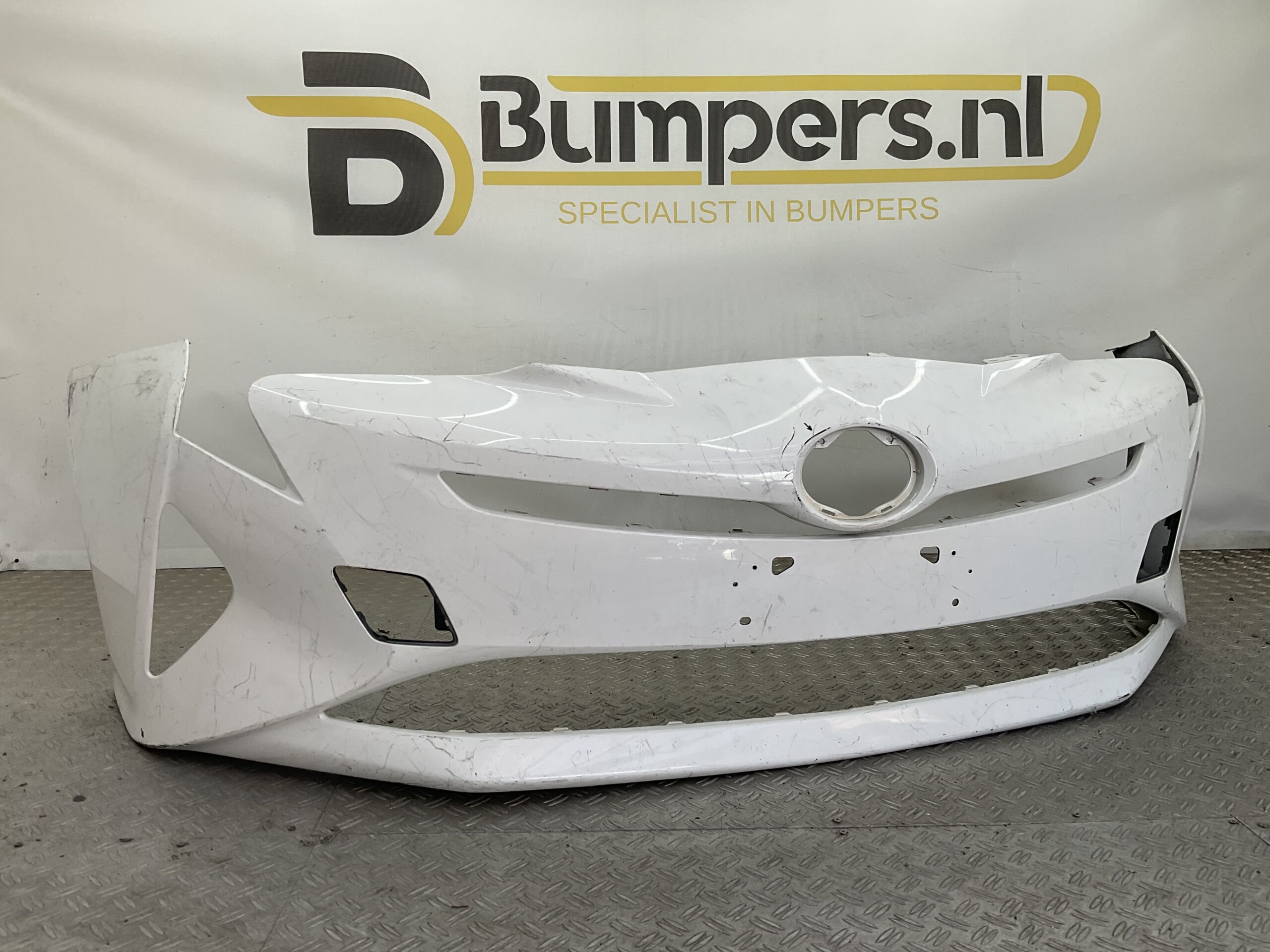 Bumper Toyota Prius XW50 16-18 52119-47700 Voorbumper D1-20854