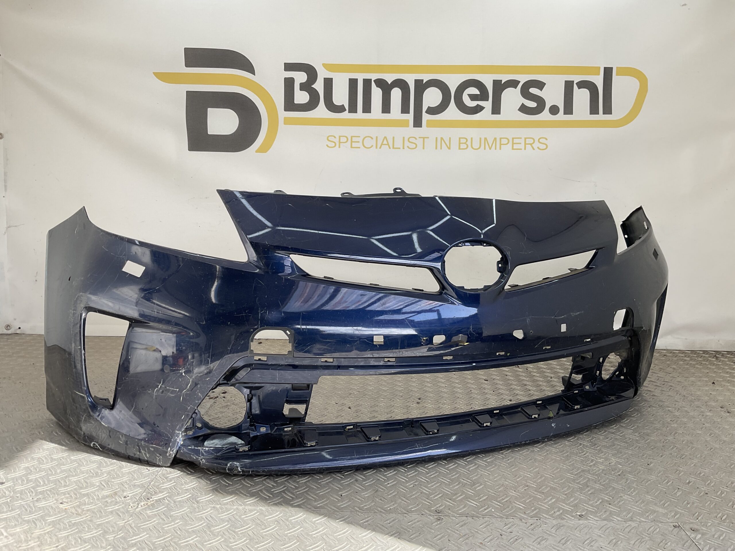Bumper Toyota Prius Facelift 12-16 52119-47460 Voorbumper D1-20855