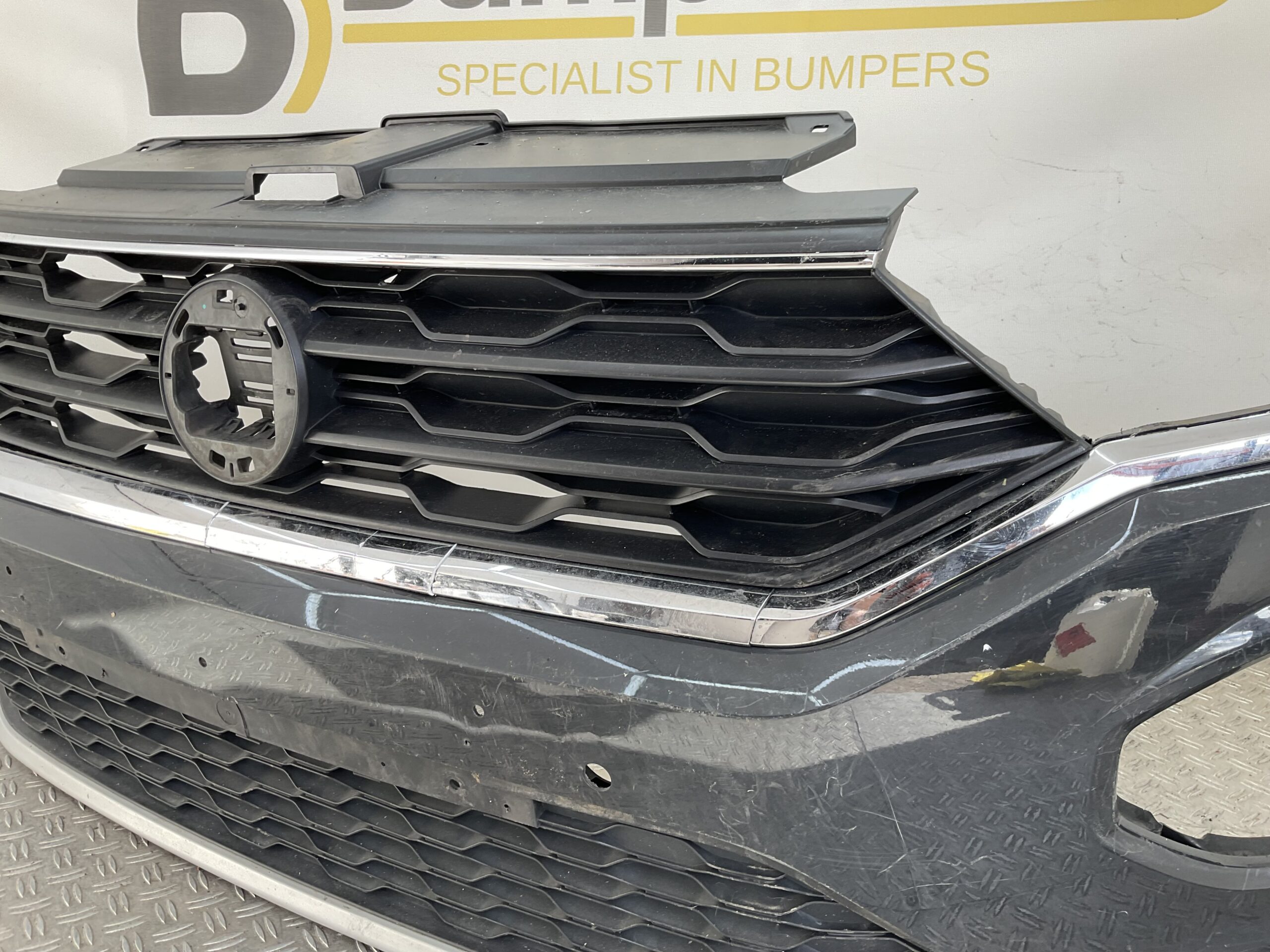 Bumper Volkswagen T-Roc 17-21 2GA 2GA807221AF Voorbumper C5-20858