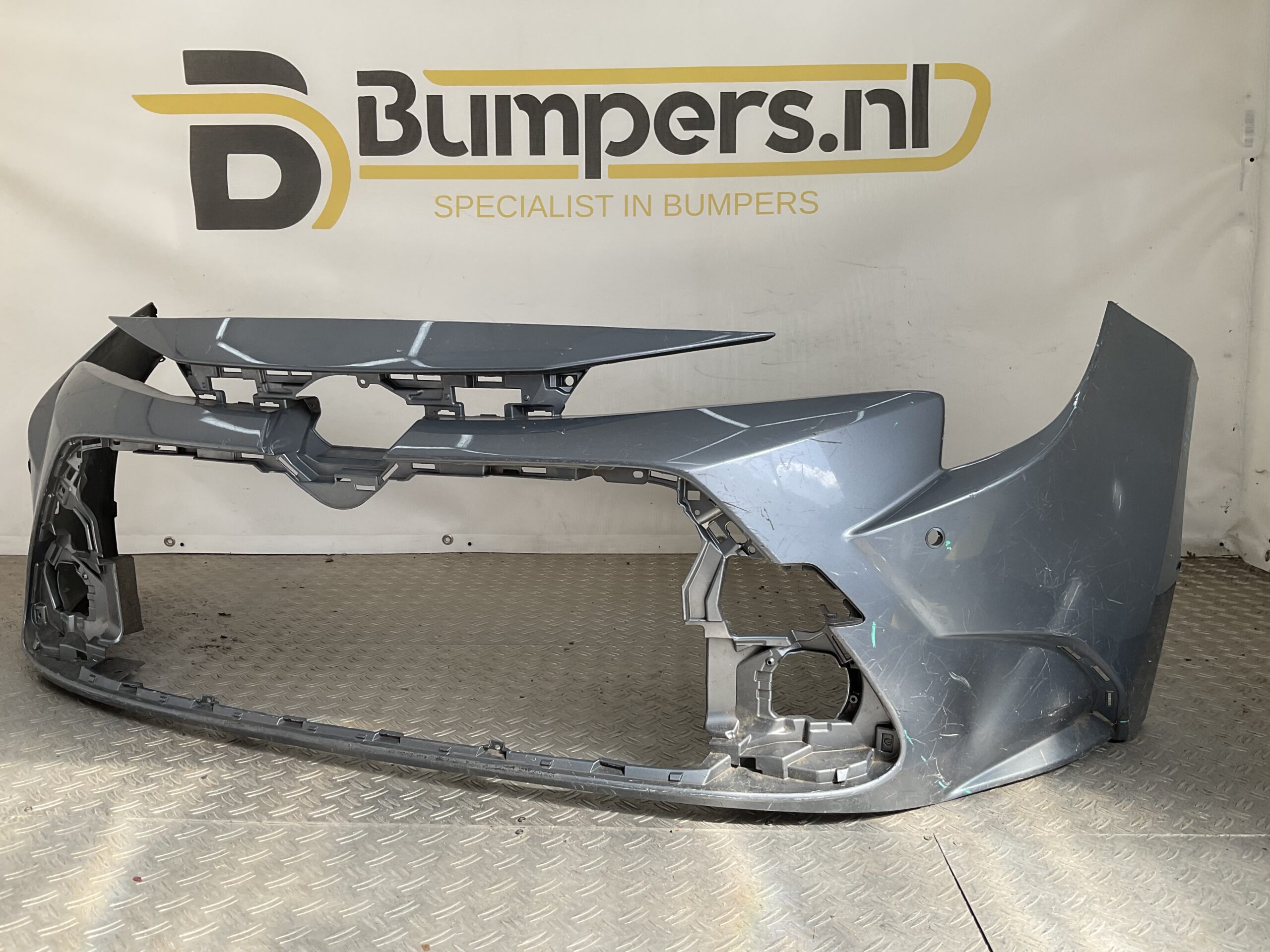 Bumper Toyota Corolla pdc 2018-2023 Voorbumper D4-20893