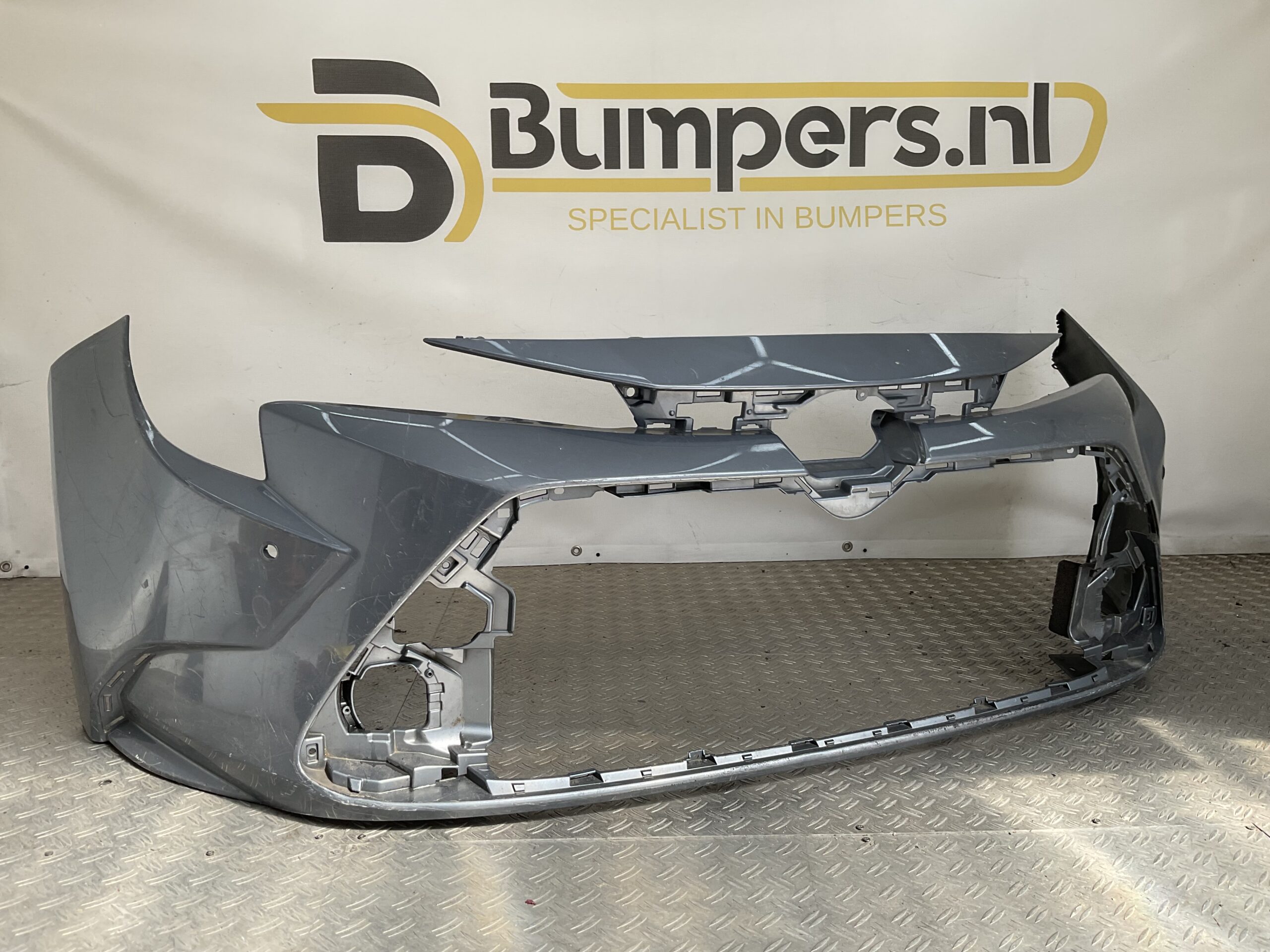 Bumper Toyota Corolla pdc 2018-2023 Voorbumper D4-20893