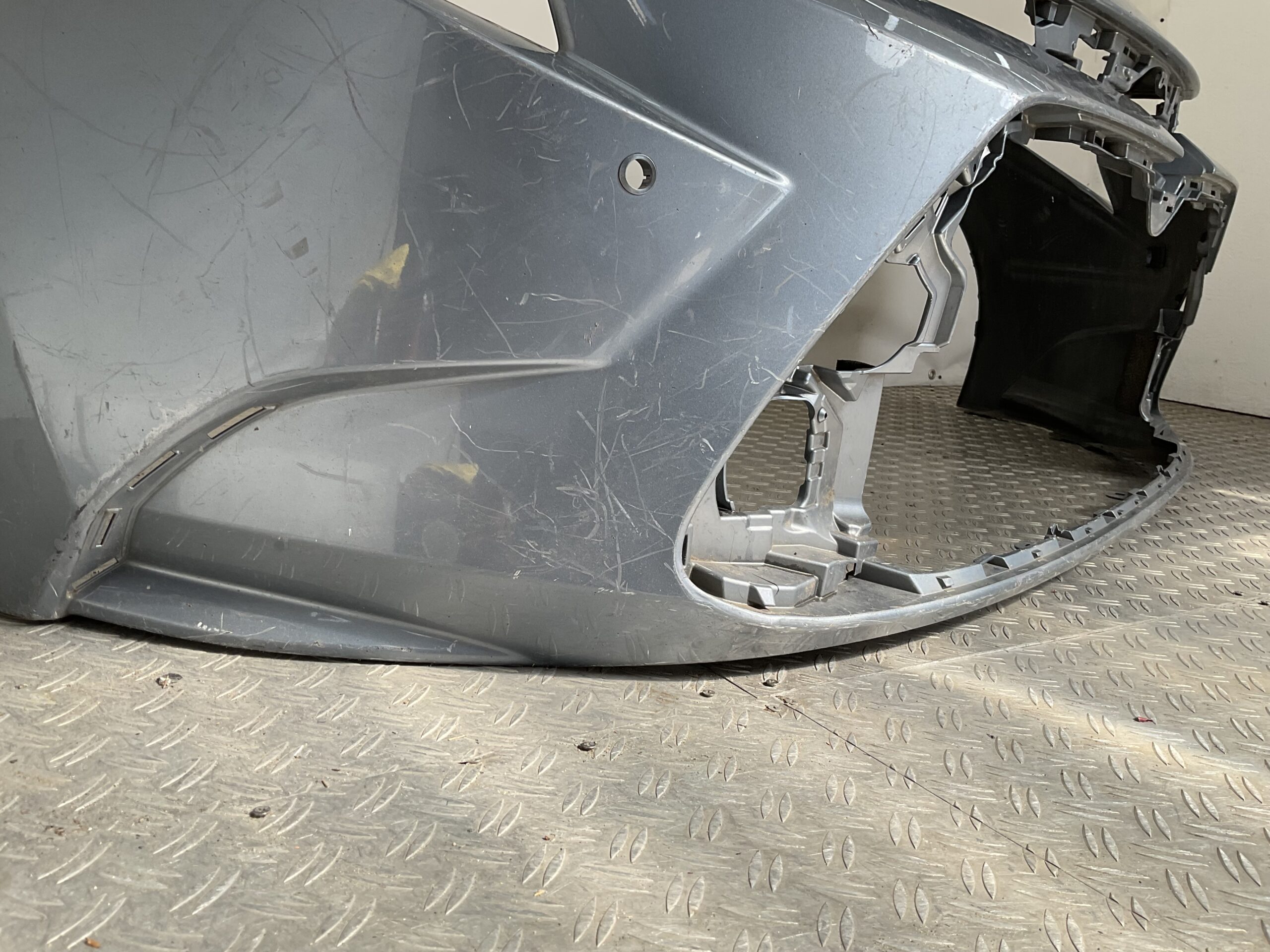 Bumper Toyota Corolla pdc 2018-2023 Voorbumper D4-20893