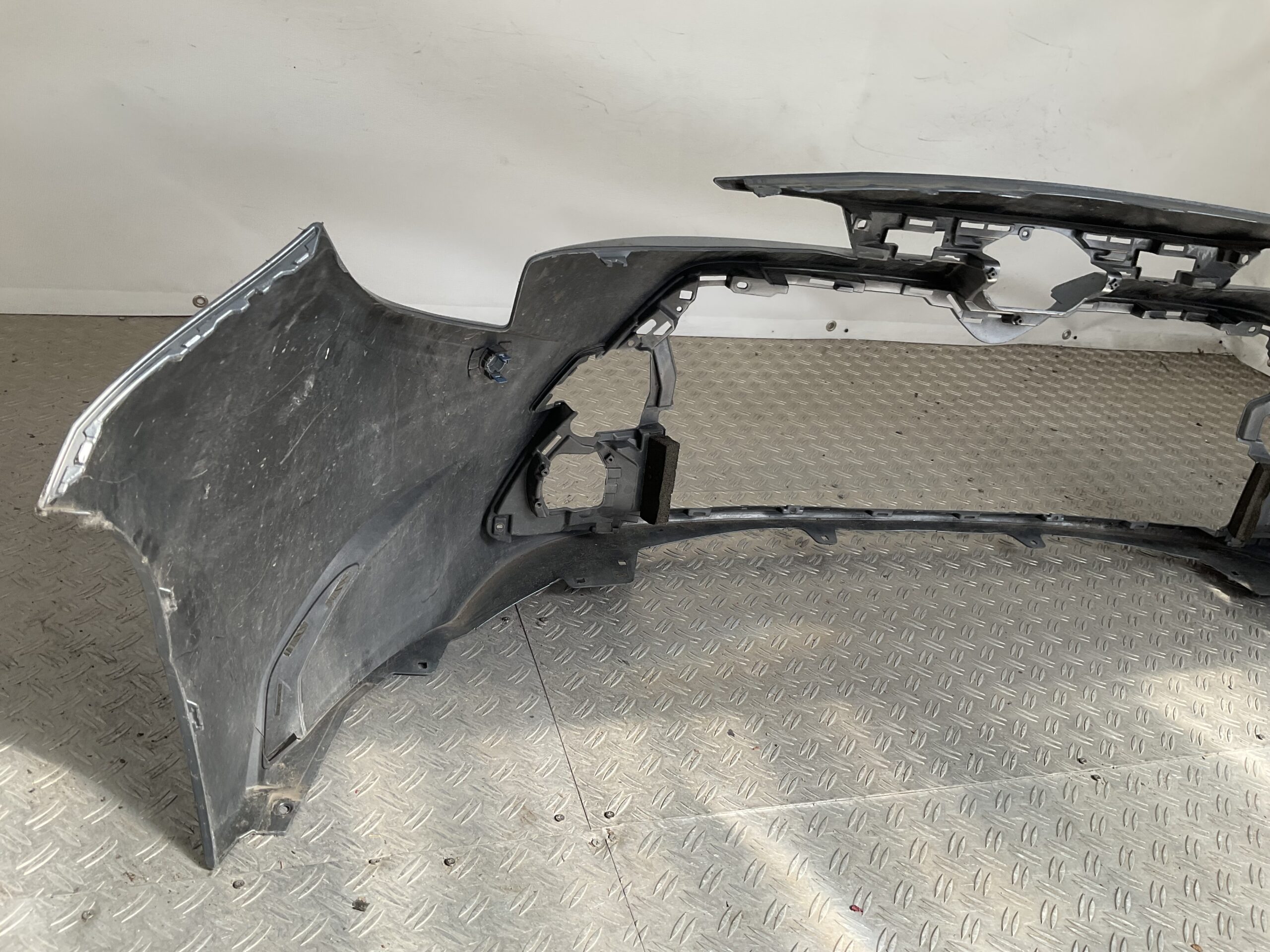 Bumper Toyota Corolla pdc 2018-2023 Voorbumper D4-20893