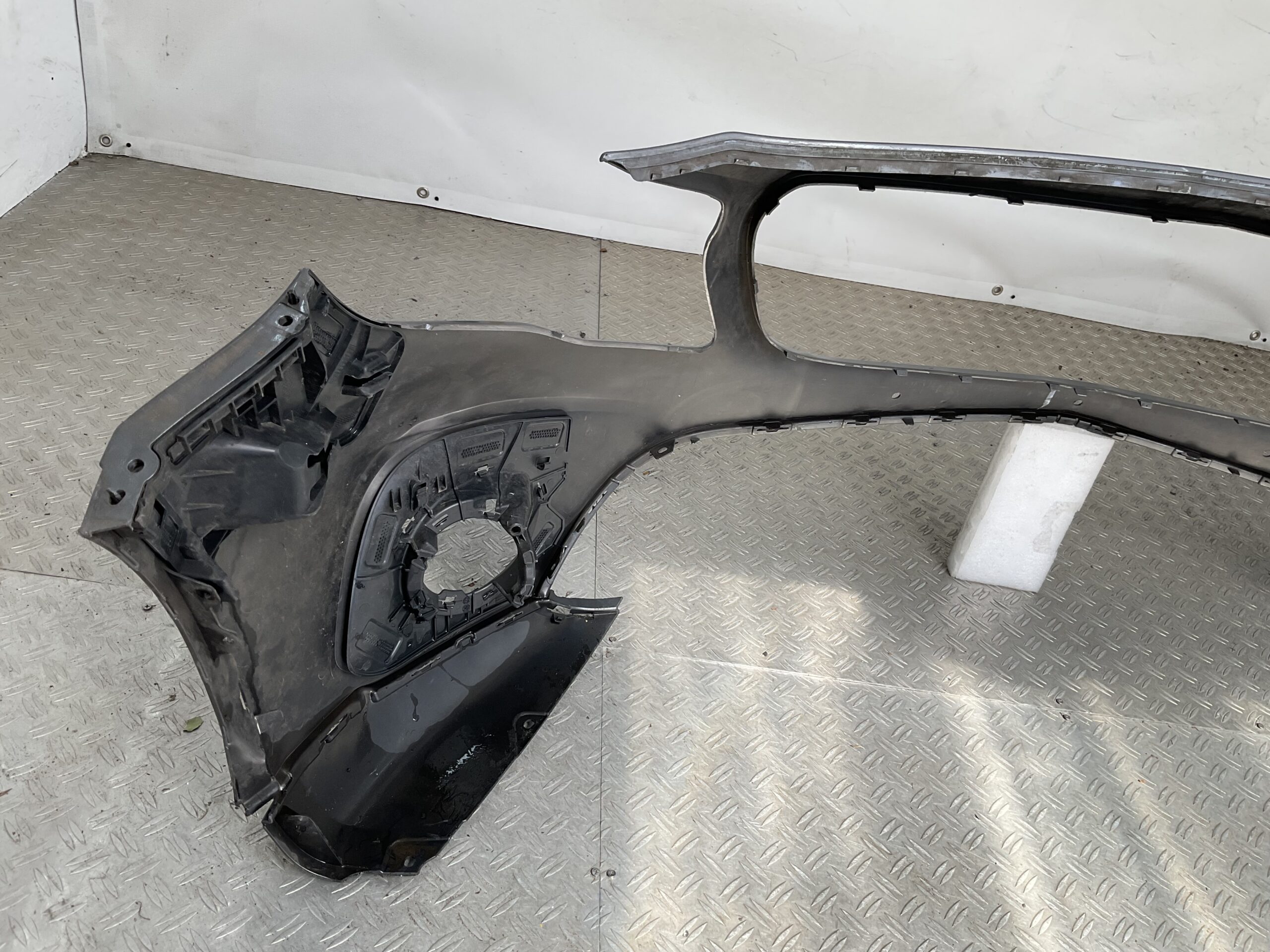 Bumper Mercedes GLA Klasse W156 Normaal 16-21 A1568805500 Voorbumper B3-20913