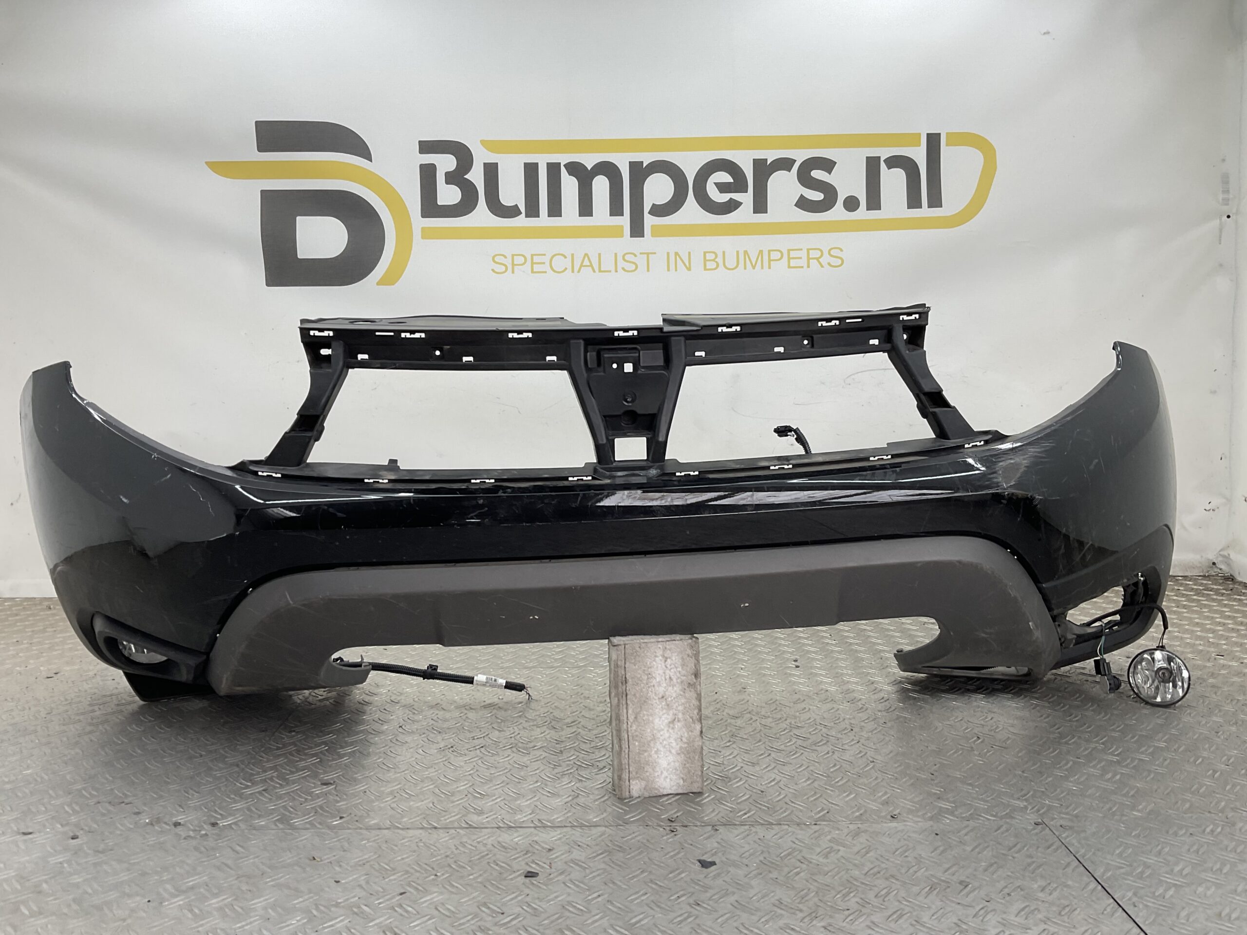 Bumper Dacia Duster 17-20 620221776R Voorbumper G3-21005