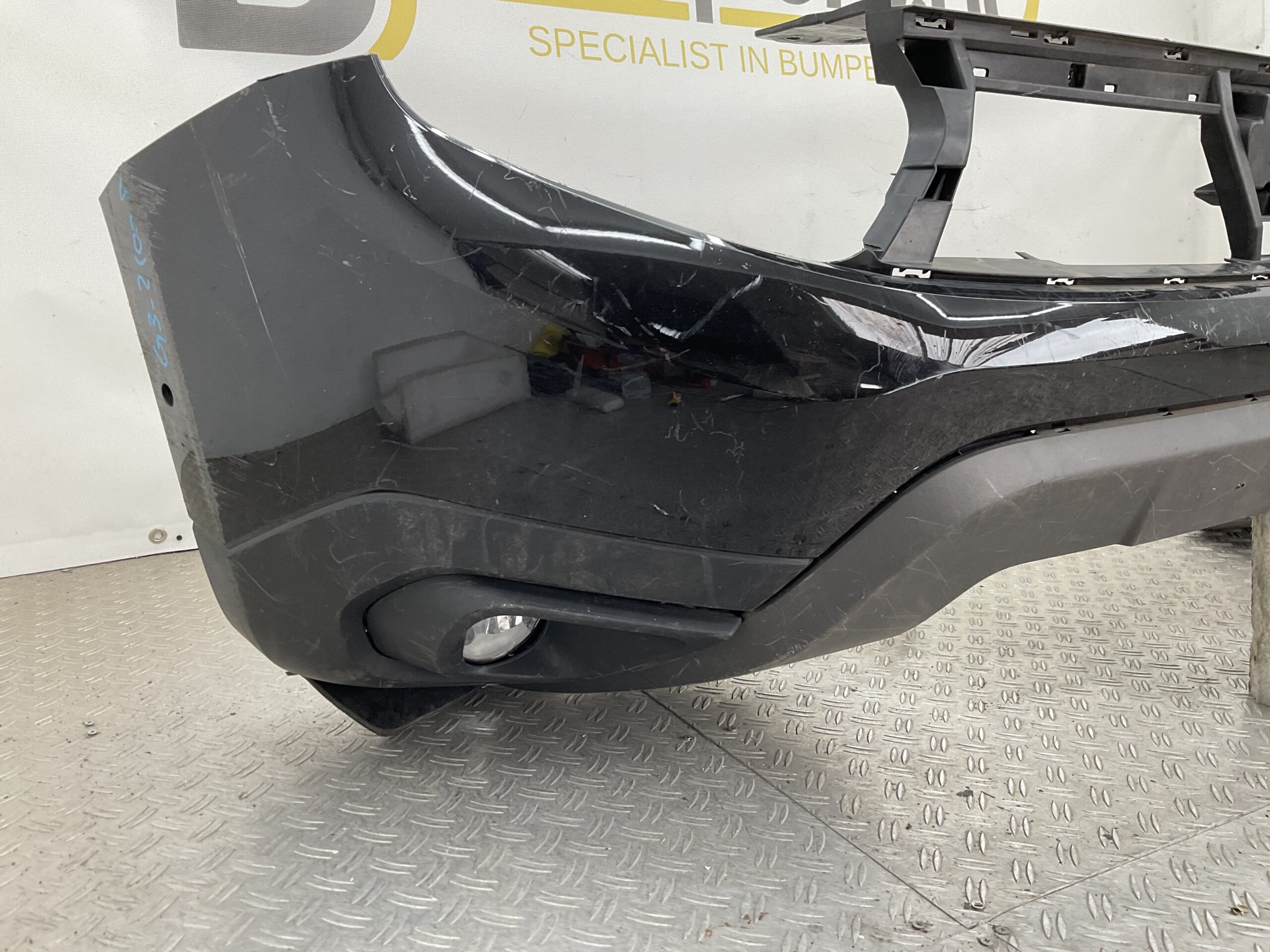 Bumper Dacia Duster 17-20 620221776R Voorbumper G3-21005