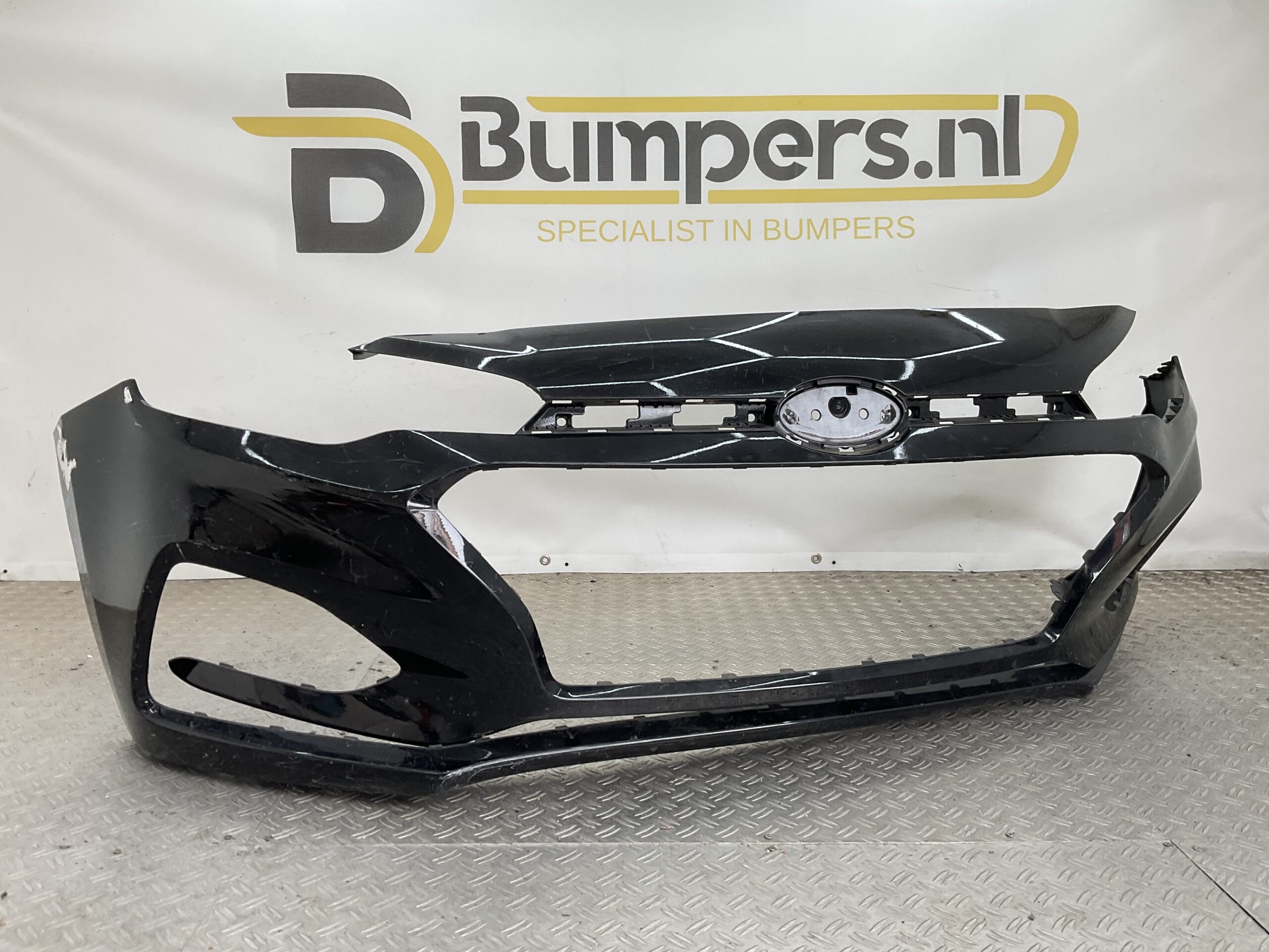 BUMPER Hyundai i20 Facelift 2016-2021 86511-08AA0 VOORBUMPER E3-22028