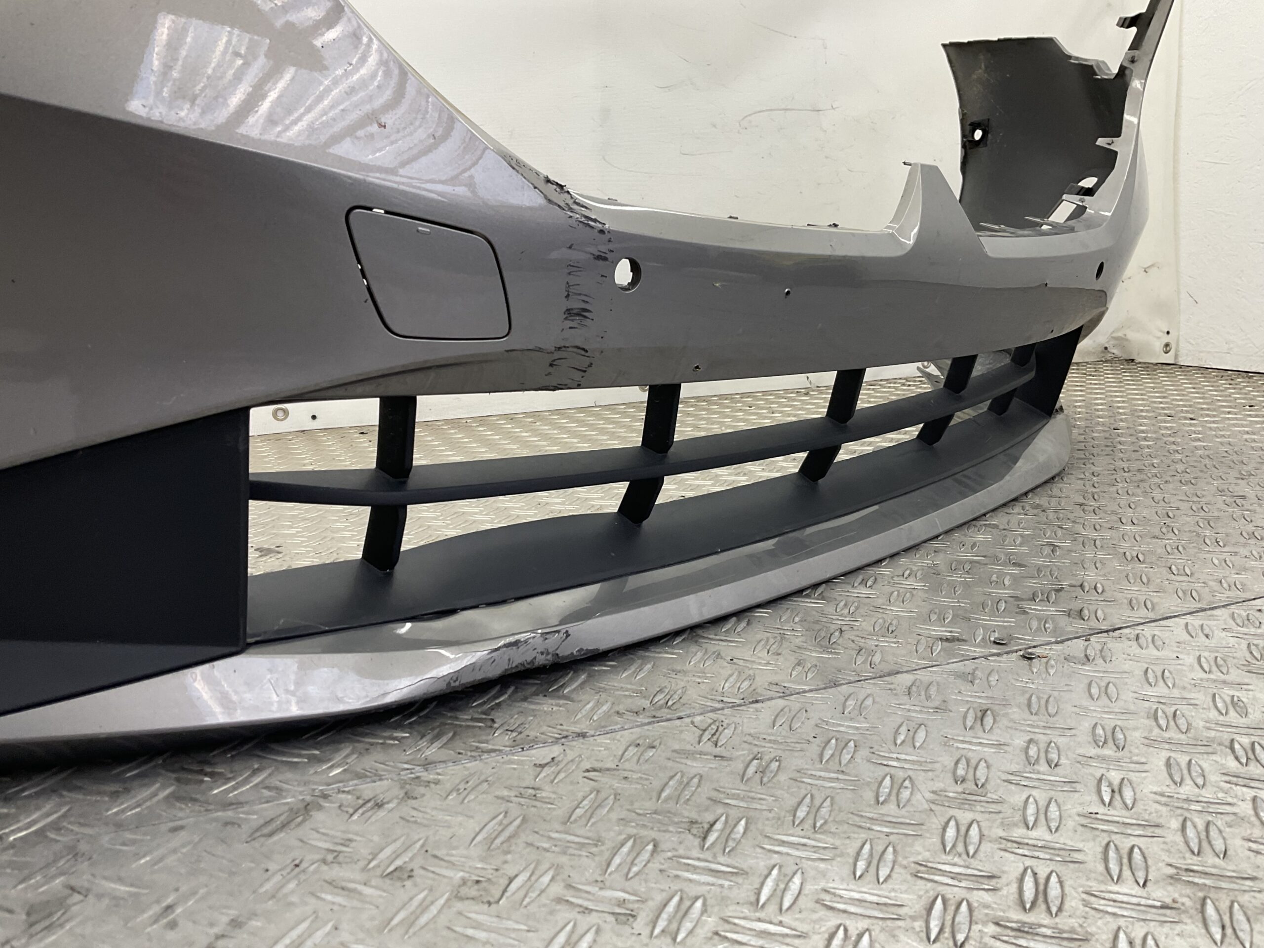 Bumper BMW 5 G60 G61 23- 51119883904 Voorbumper K9-22053