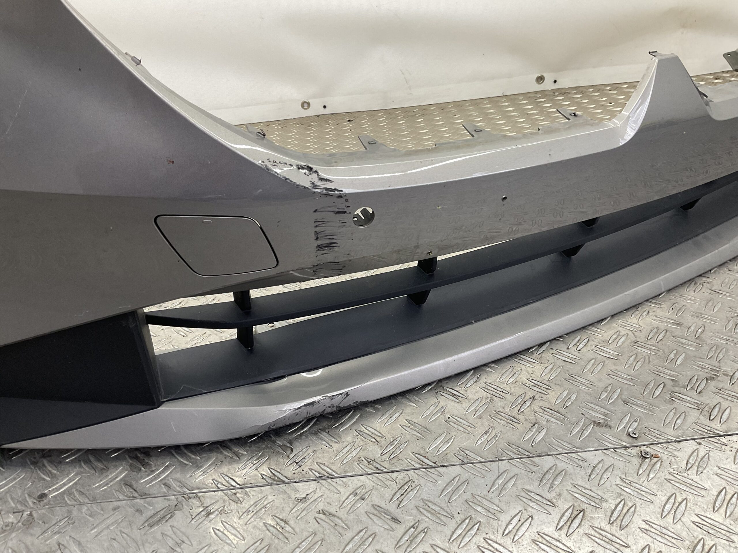 Bumper BMW 5 G60 G61 23- 51119883904 Voorbumper K9-22053
