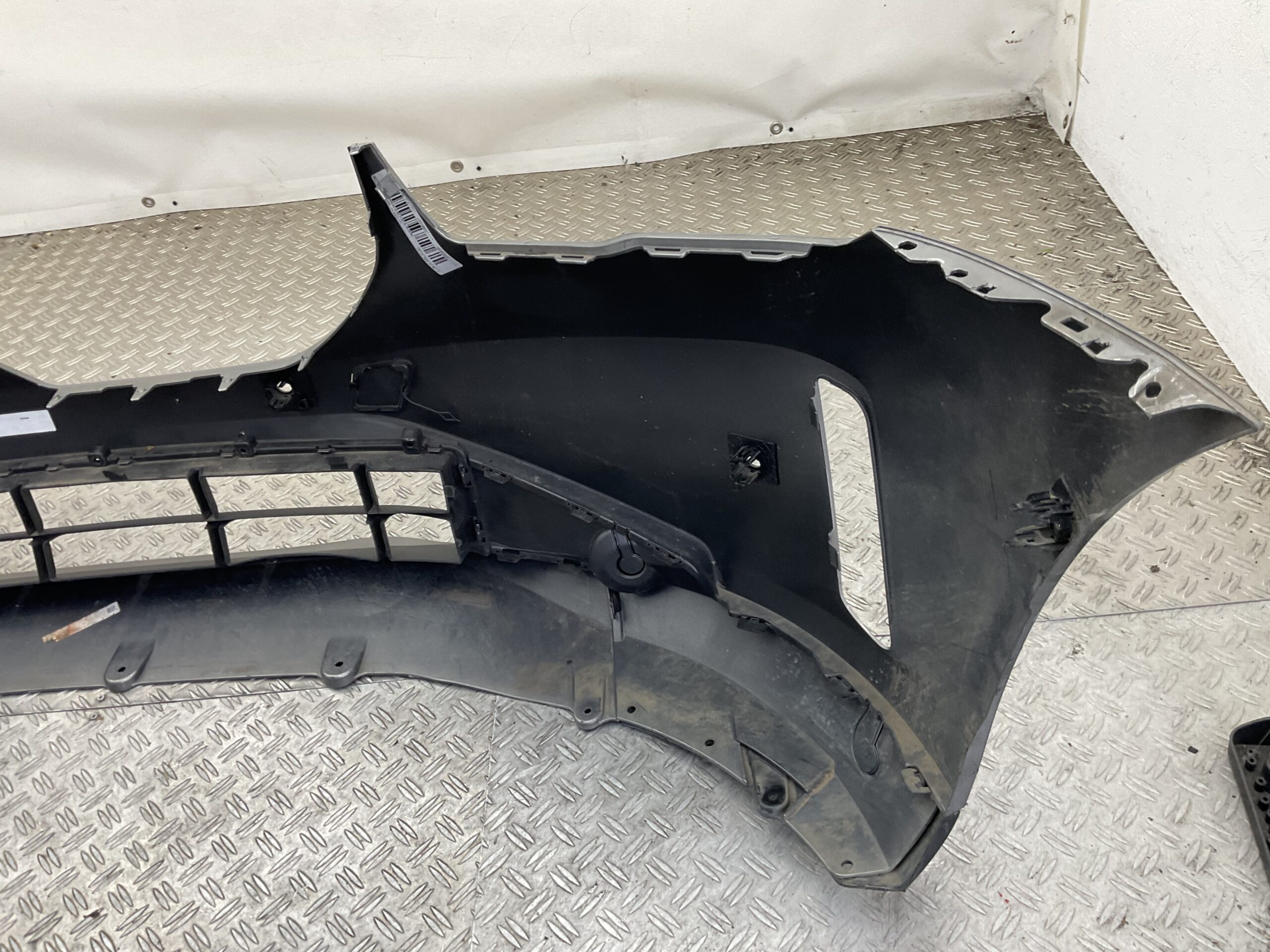 Bumper BMW 5 G60 G61 23- 51119883904 Voorbumper K9-22053
