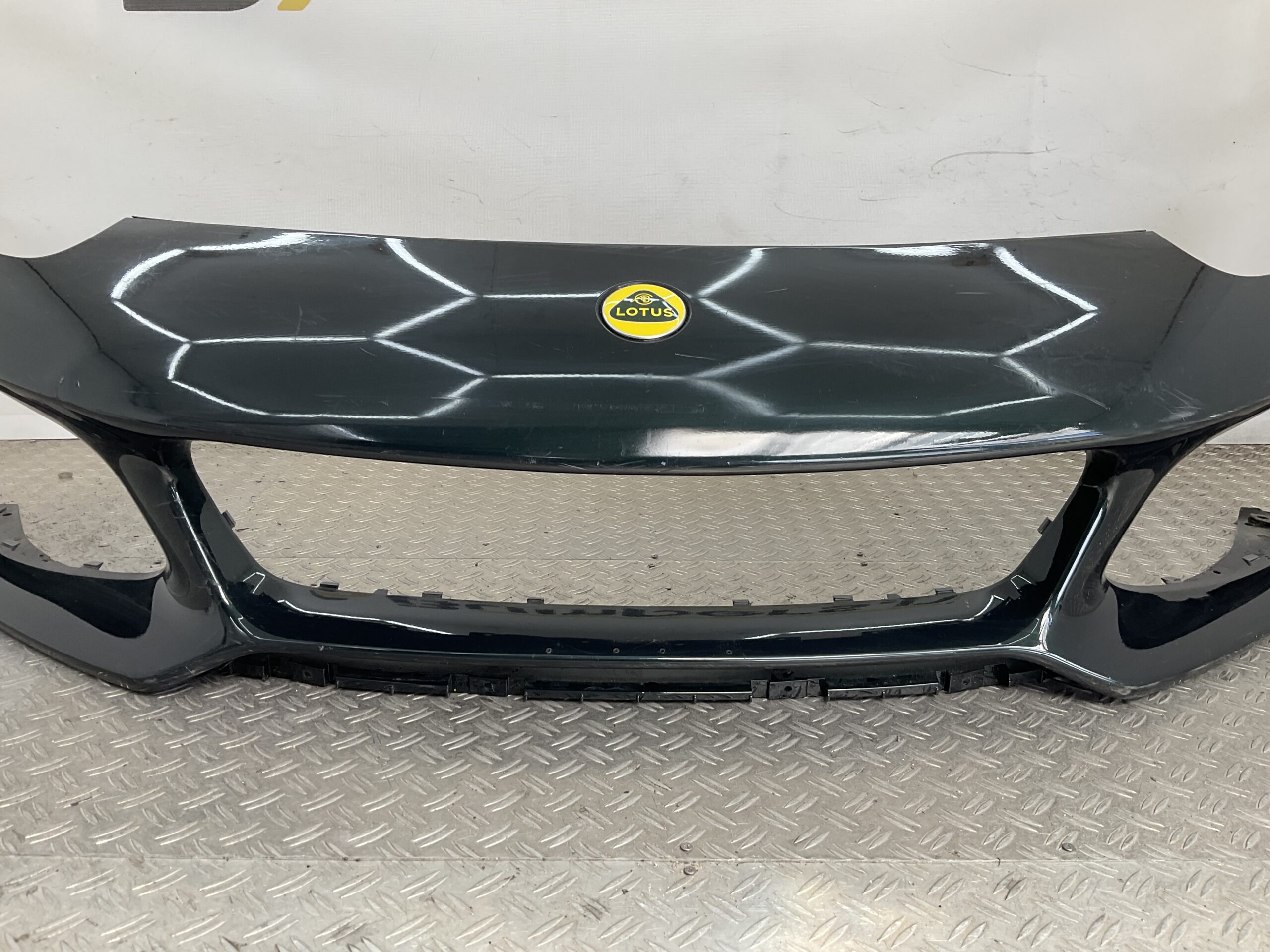 Bumper Lotus Emira 2023 8890643774 Voorbumper M1-22103