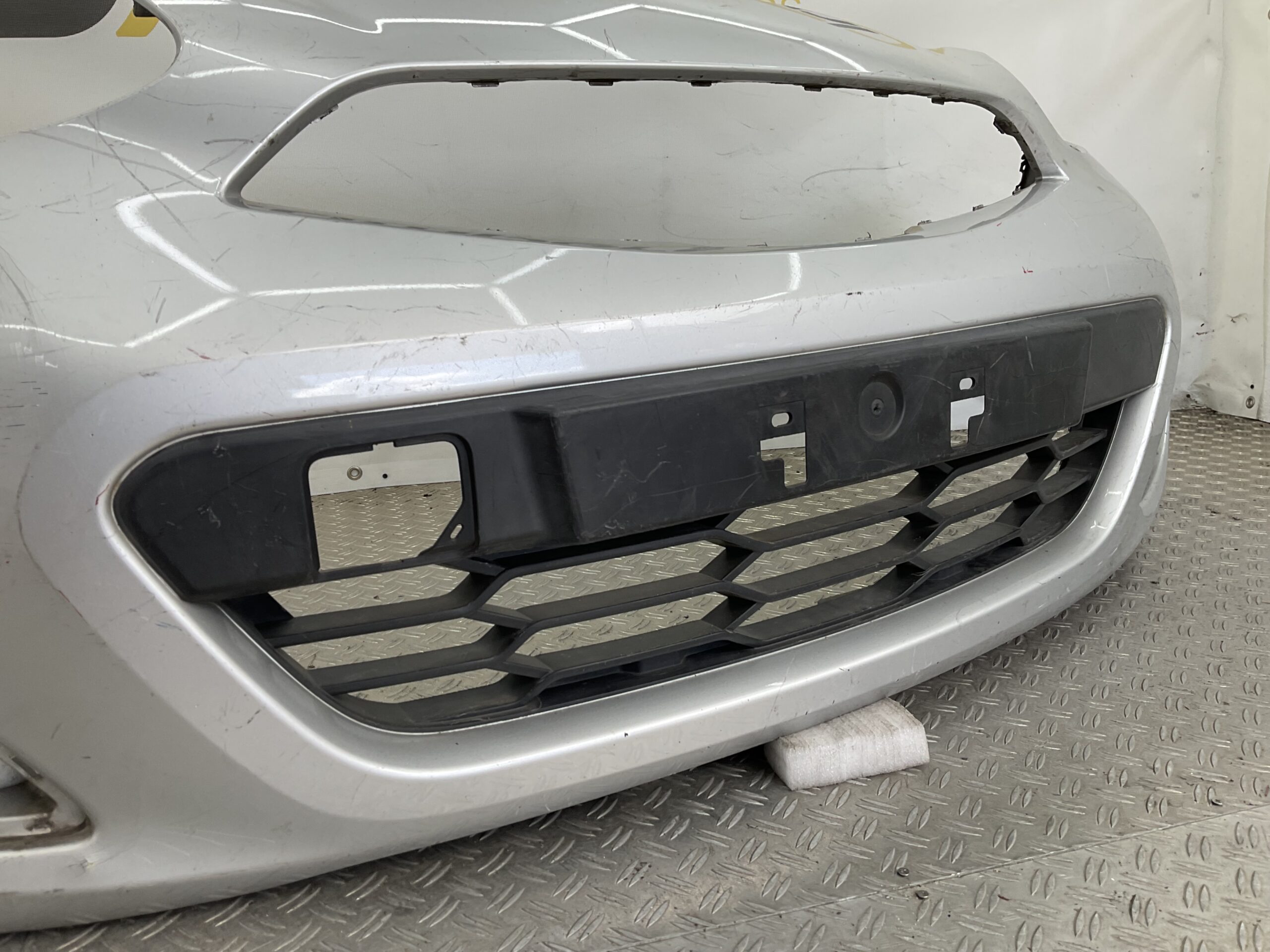 Bumper Nissan Micra K13 620223HN0A Voorbumper G3-22111