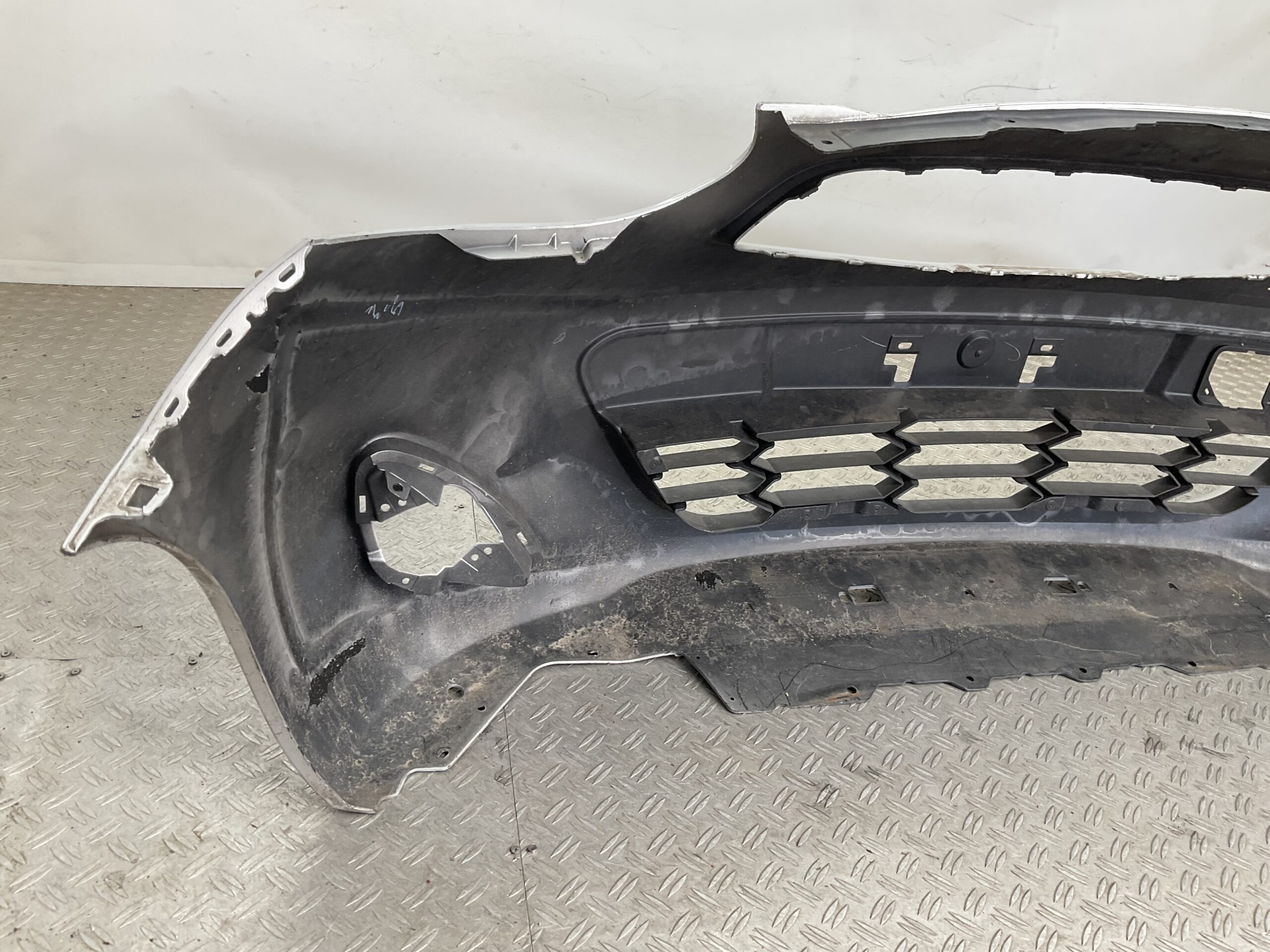 Bumper Nissan Micra K13 620223HN0A Voorbumper G3-22111