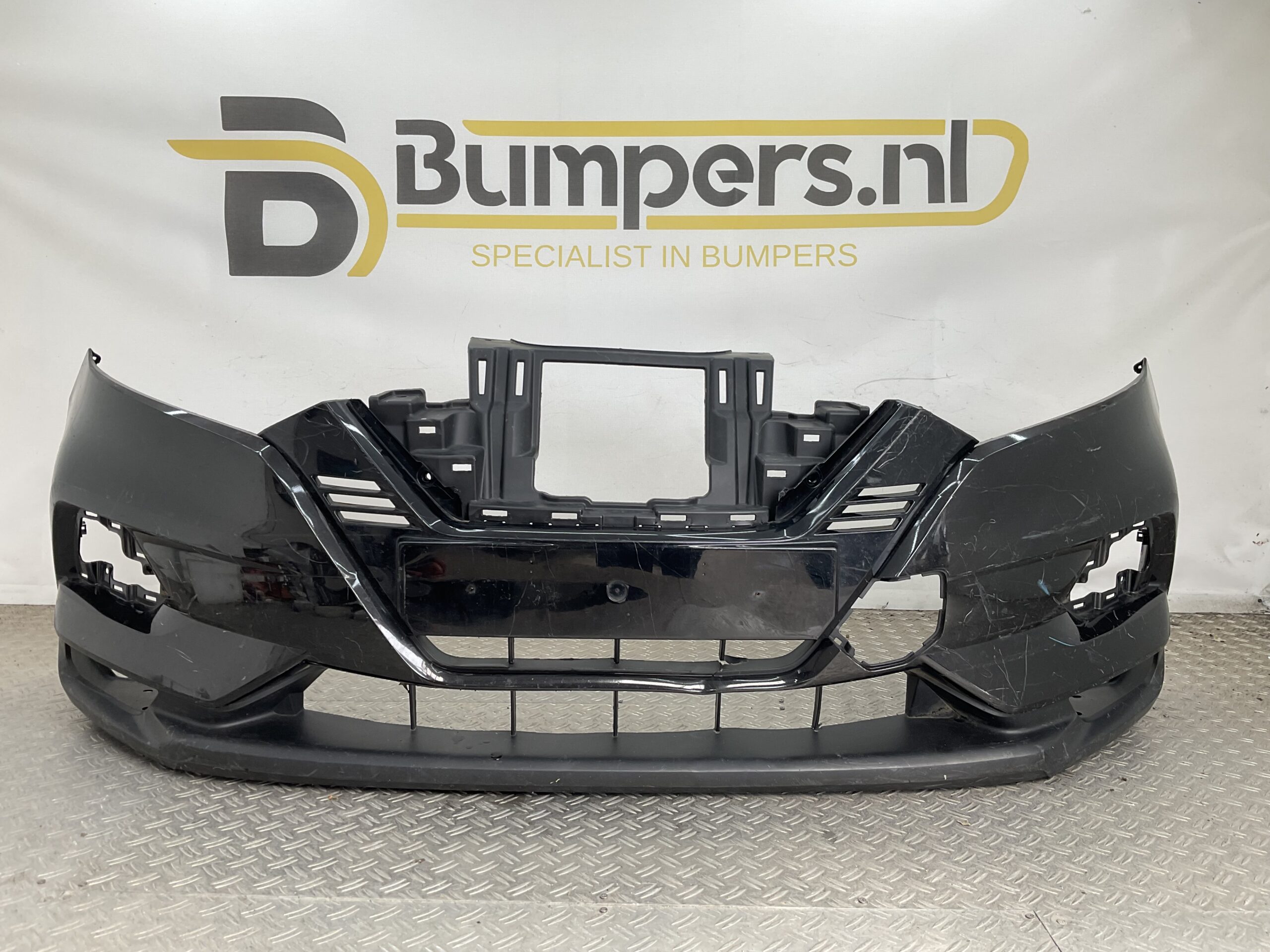 Bumper Nissan Qashqai 17-21 62022-HV00H VOORBUMPER G3-22153
