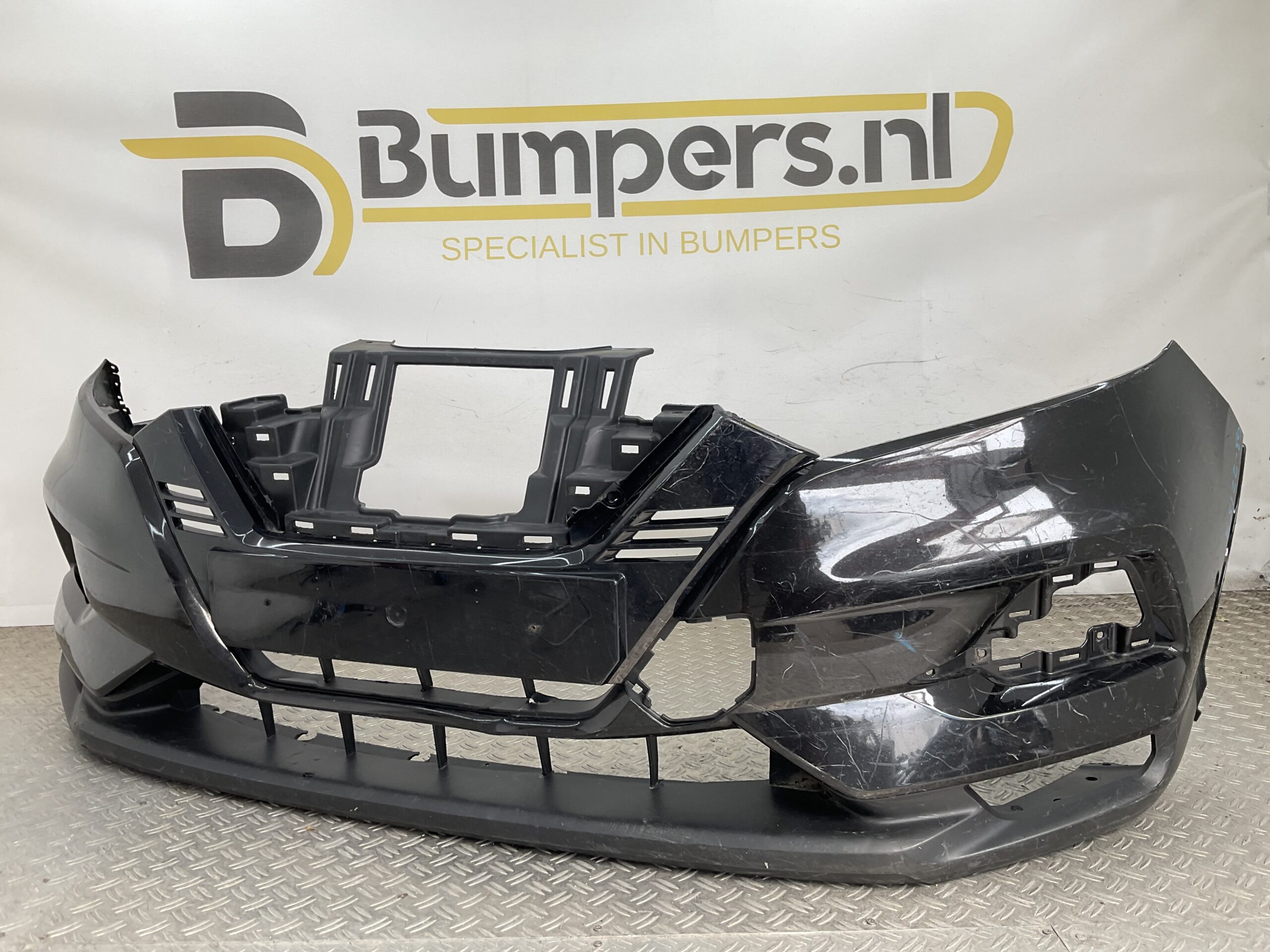 Bumper Nissan Qashqai 17-21 62022-HV00H VOORBUMPER G3-22153
