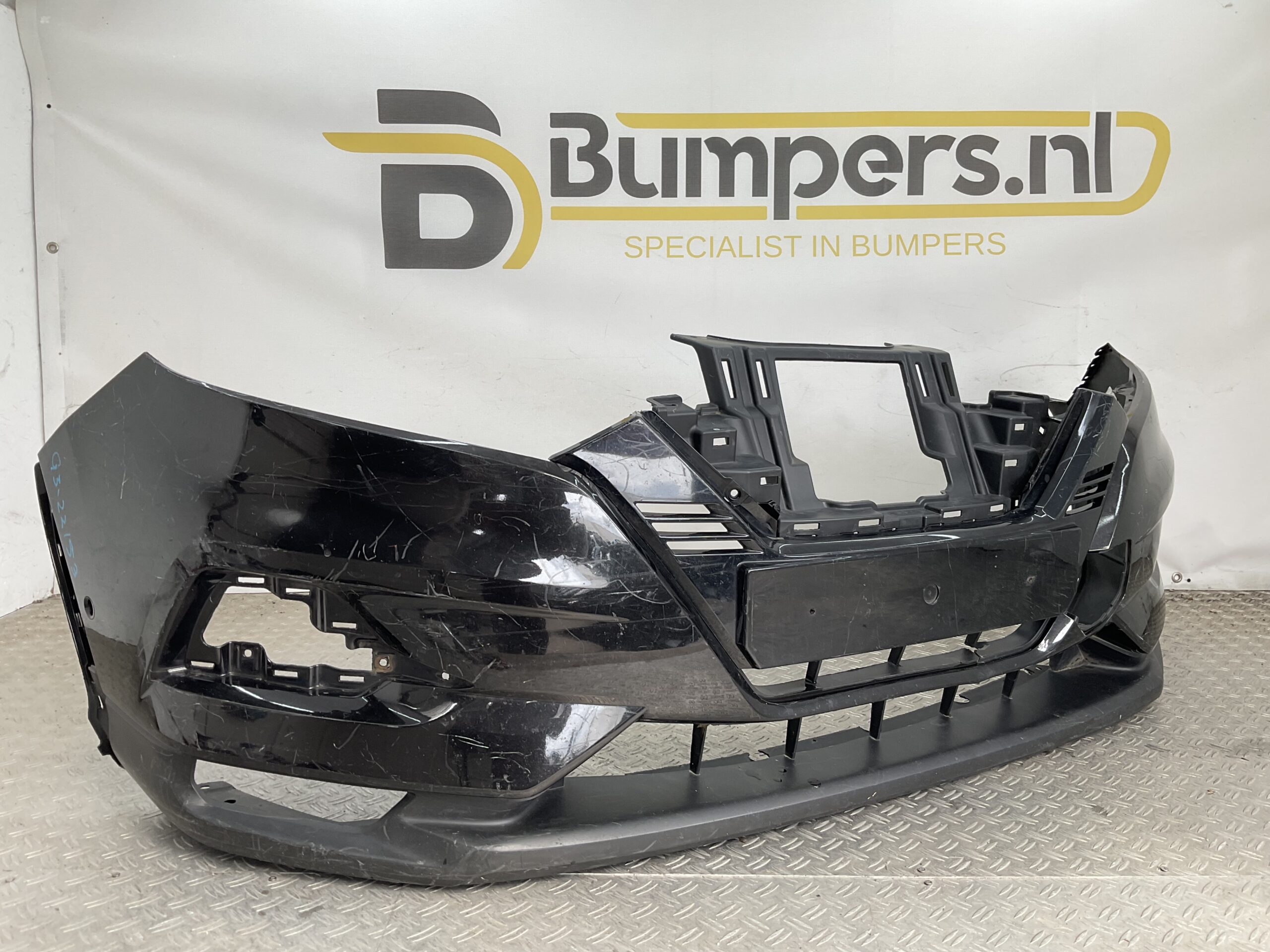 Bumper Nissan Qashqai 17-21 62022-HV00H VOORBUMPER G3-22153