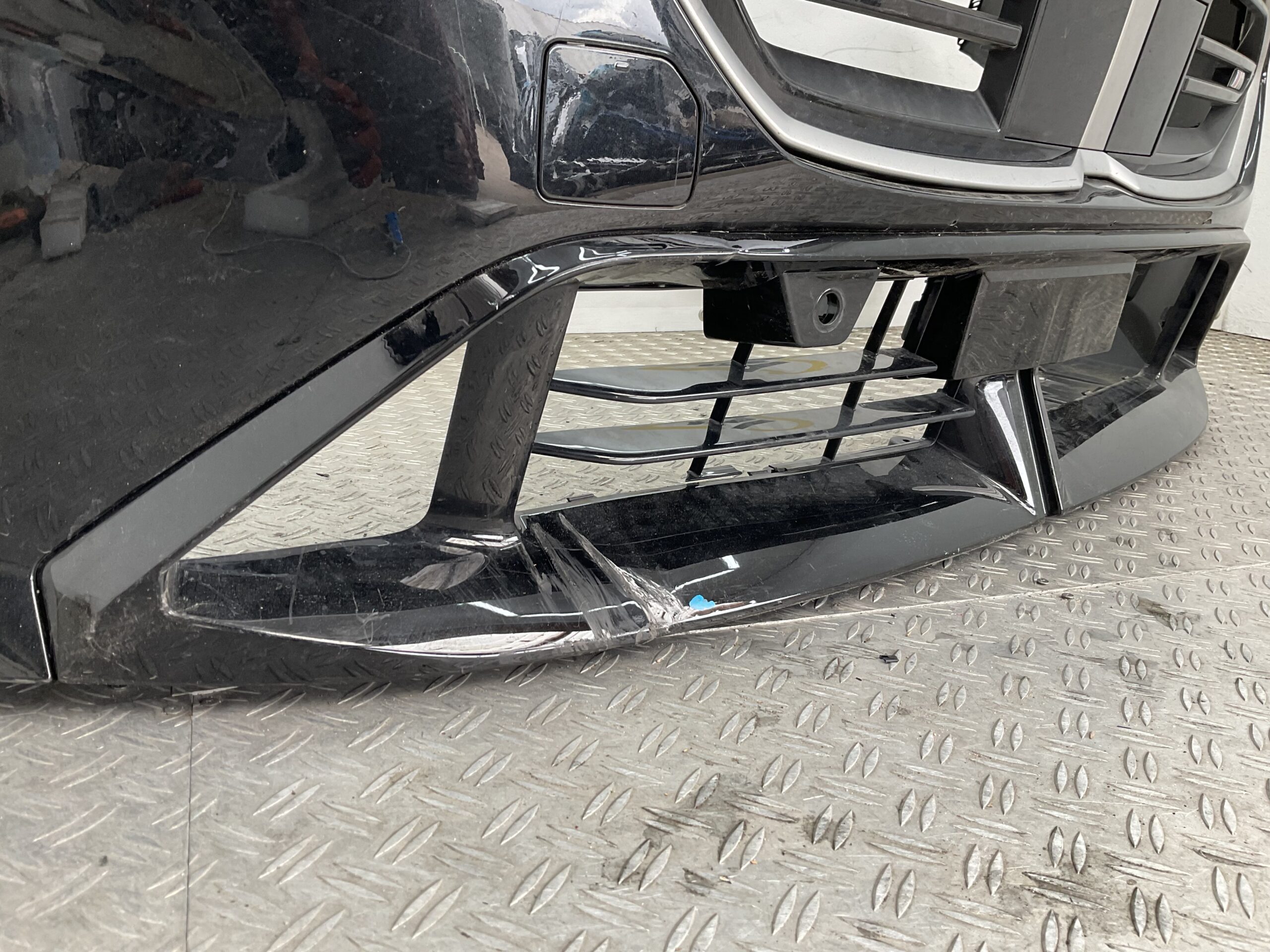 Bumper BMW 1 Serie F70 M Sport M-Pakket M Pakket 51115A64E31 Voorbumper K4-22174