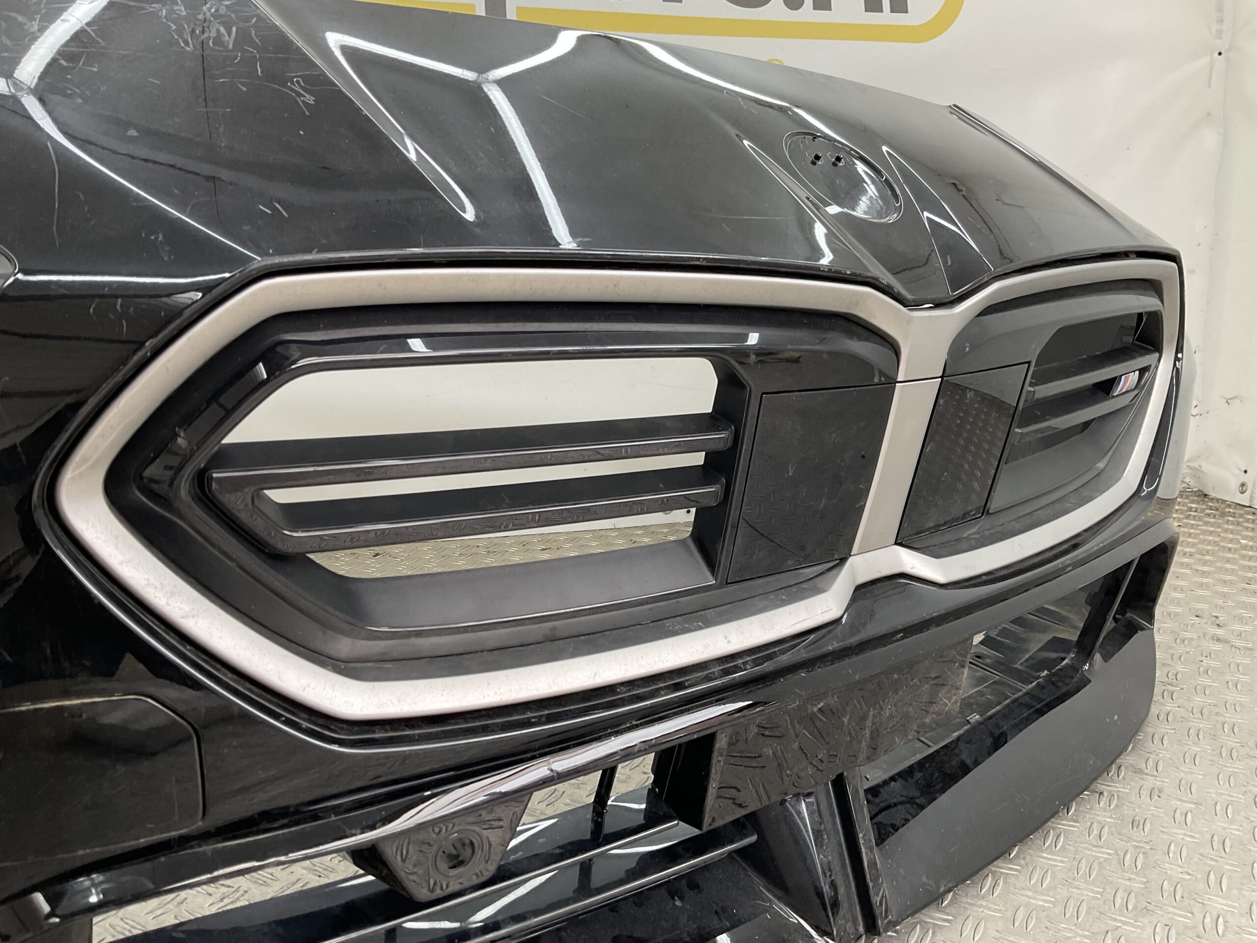 Bumper BMW 1 Serie F70 M Sport M-Pakket M Pakket 51115A64E31 Voorbumper K4-22174