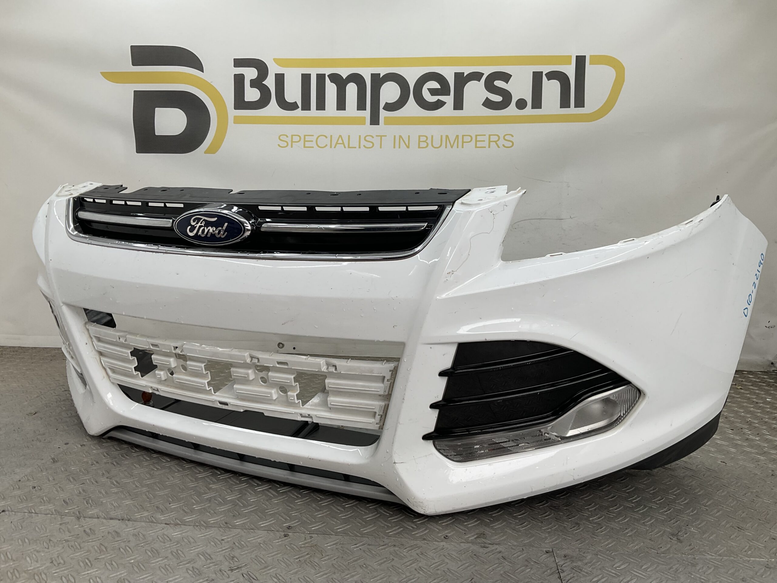 BUMPER Ford Kuga MK2 2012-2016 CV4J-17F775-A VOORBUMPER D10-22190