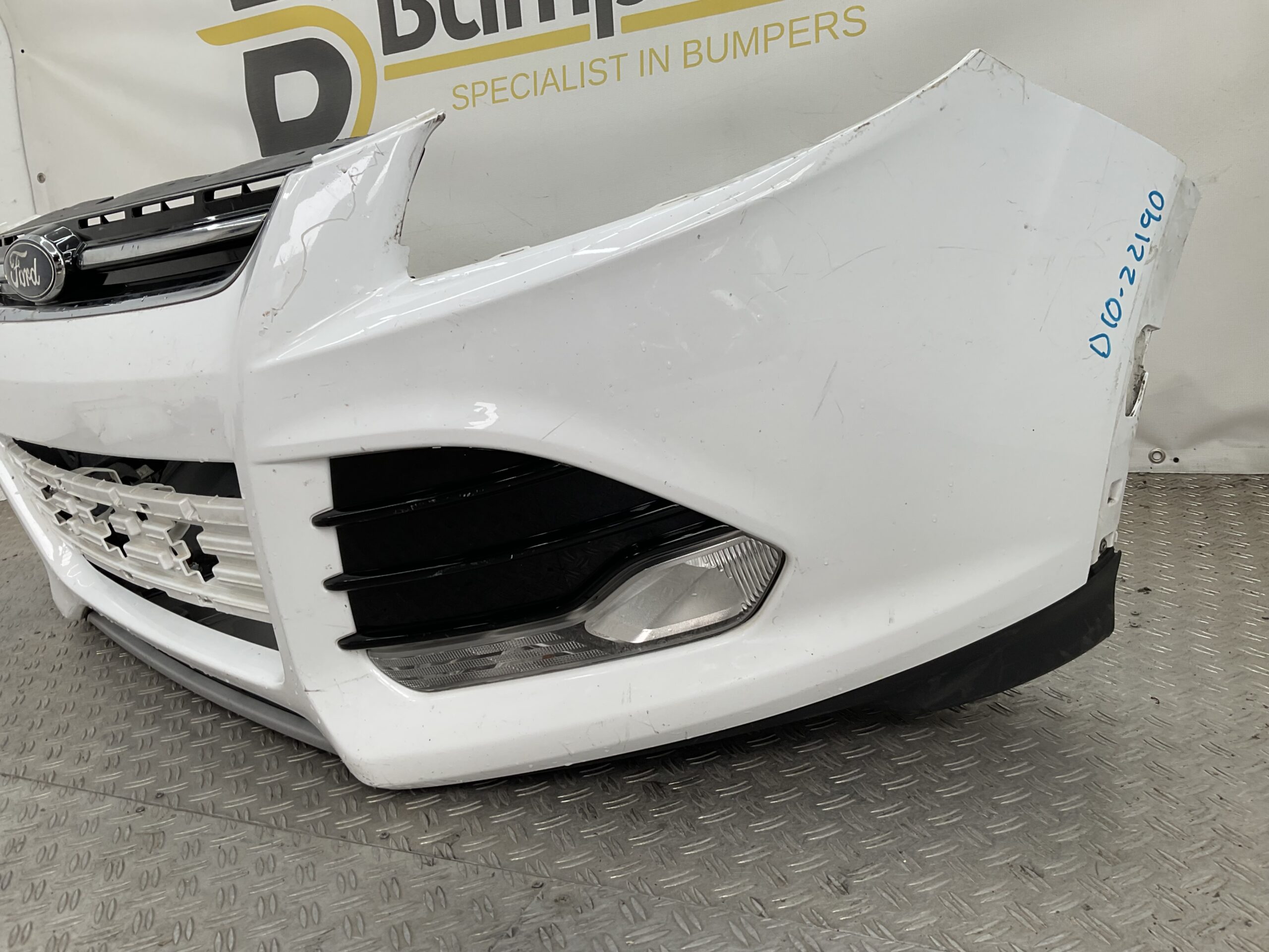 BUMPER Ford Kuga MK2 2012-2016 CV4J-17F775-A VOORBUMPER D10-22190