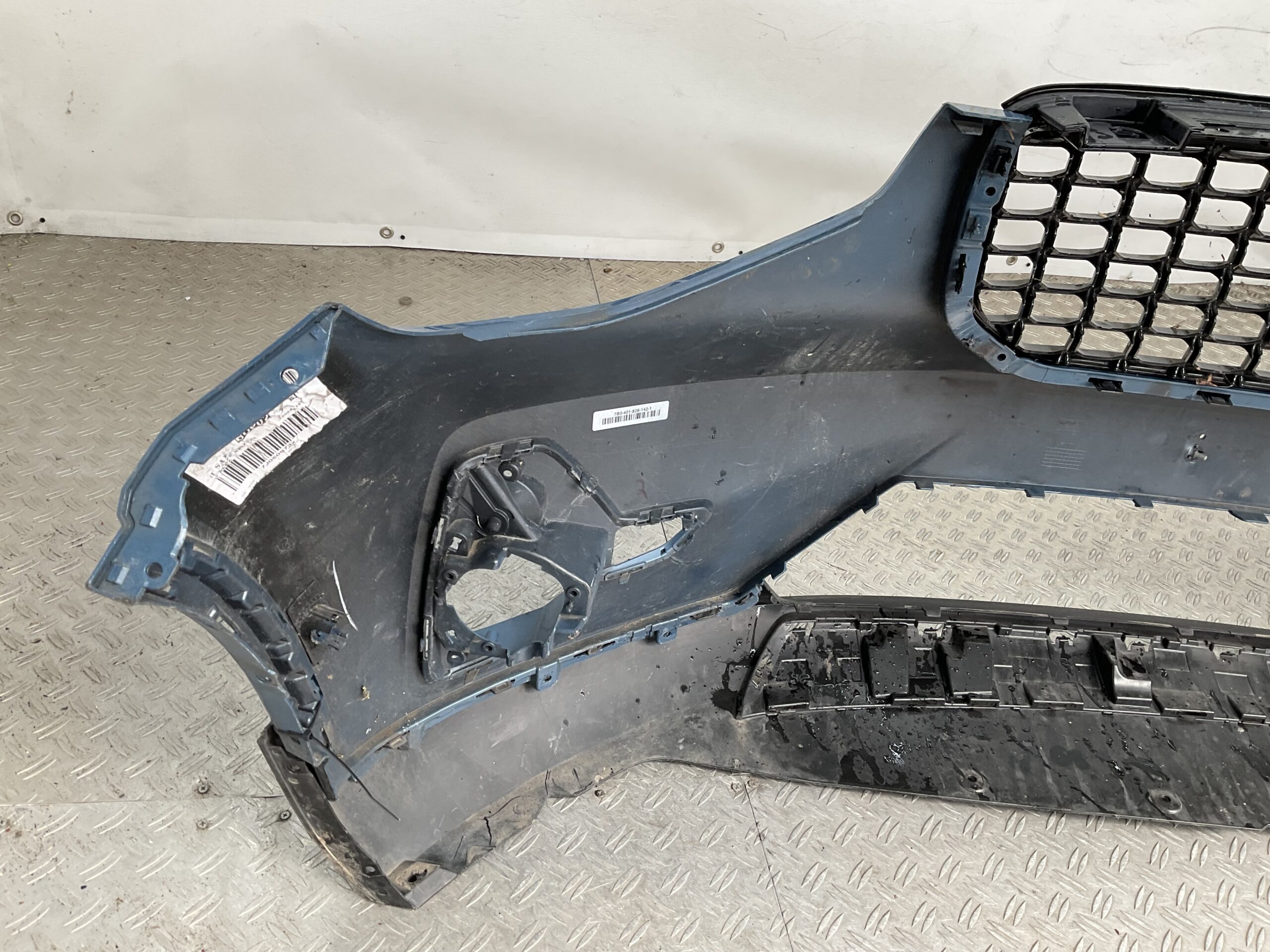 Bumper Volvo XC40 XC-40 Facelift 31690933 Grill Voorbumper E5-22205