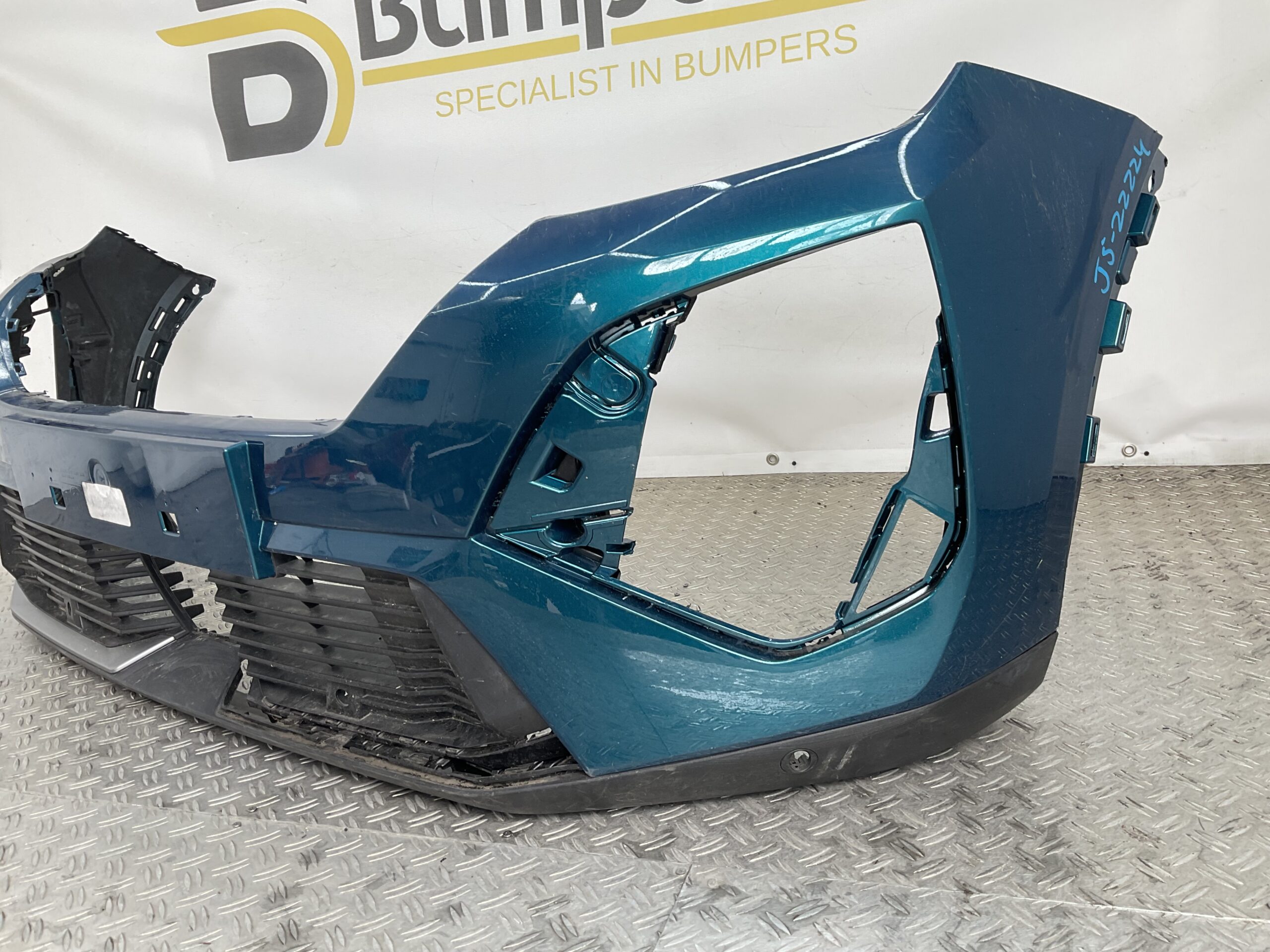 Bumper Peugeot 2008 II 2 Facelift 23-25 9853151880 Voorbumper J5-22224