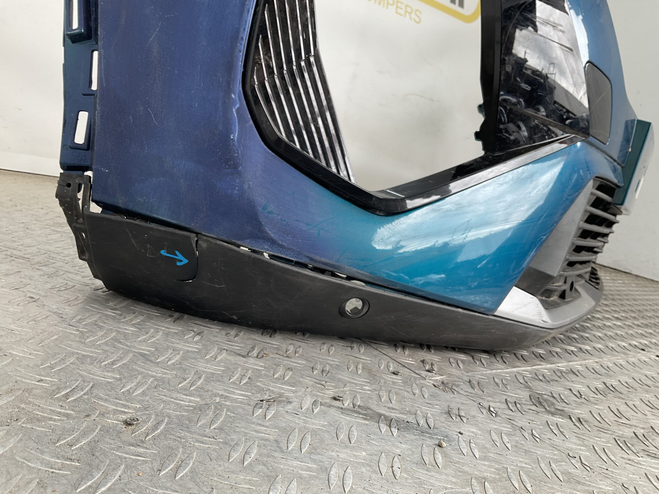 Bumper Peugeot 2008 II 2 Facelift 23-25 9853151880 Voorbumper J5-22224