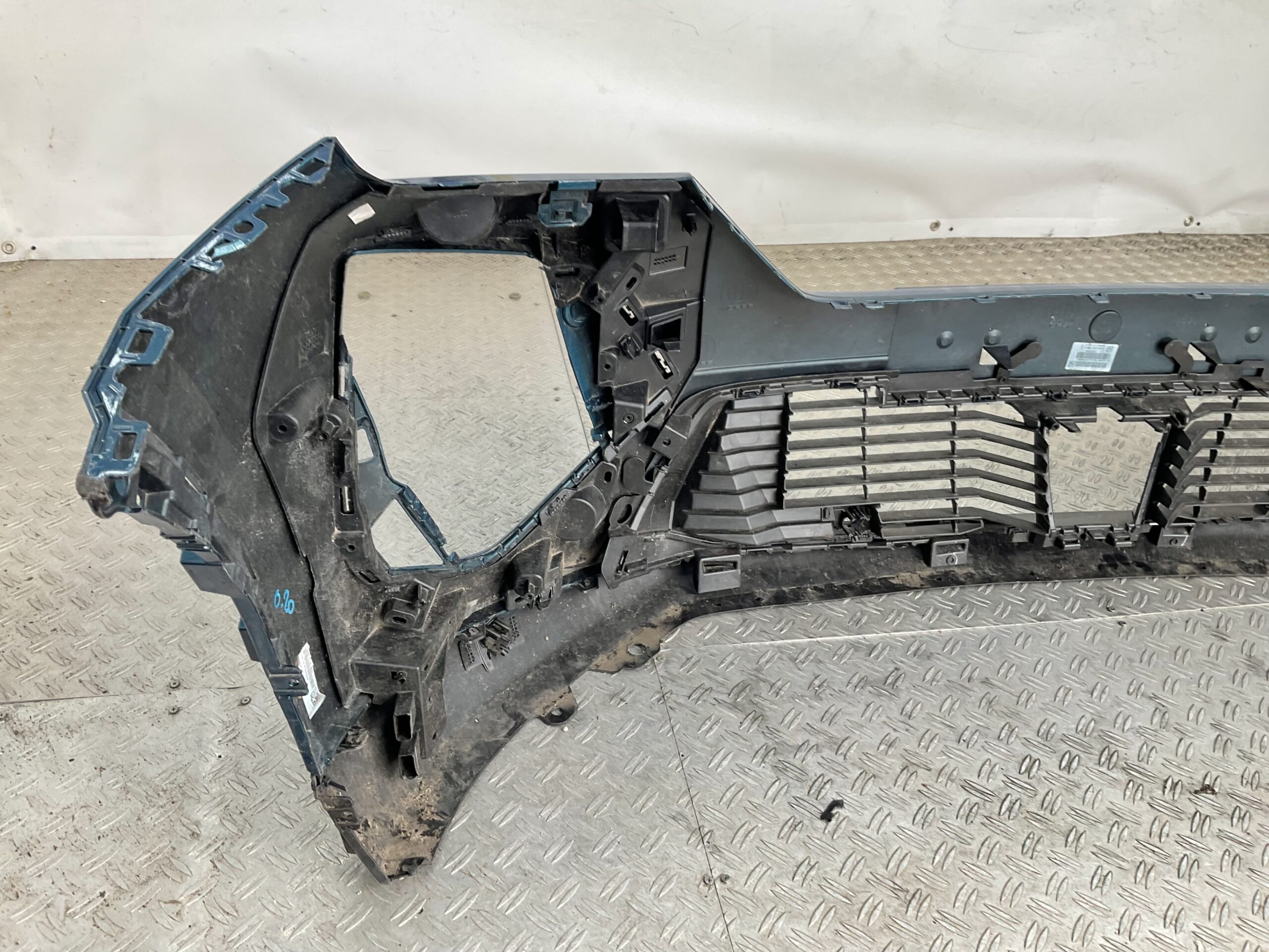 Bumper Peugeot 2008 II 2 Facelift 23-25 9853151880 Voorbumper J5-22224