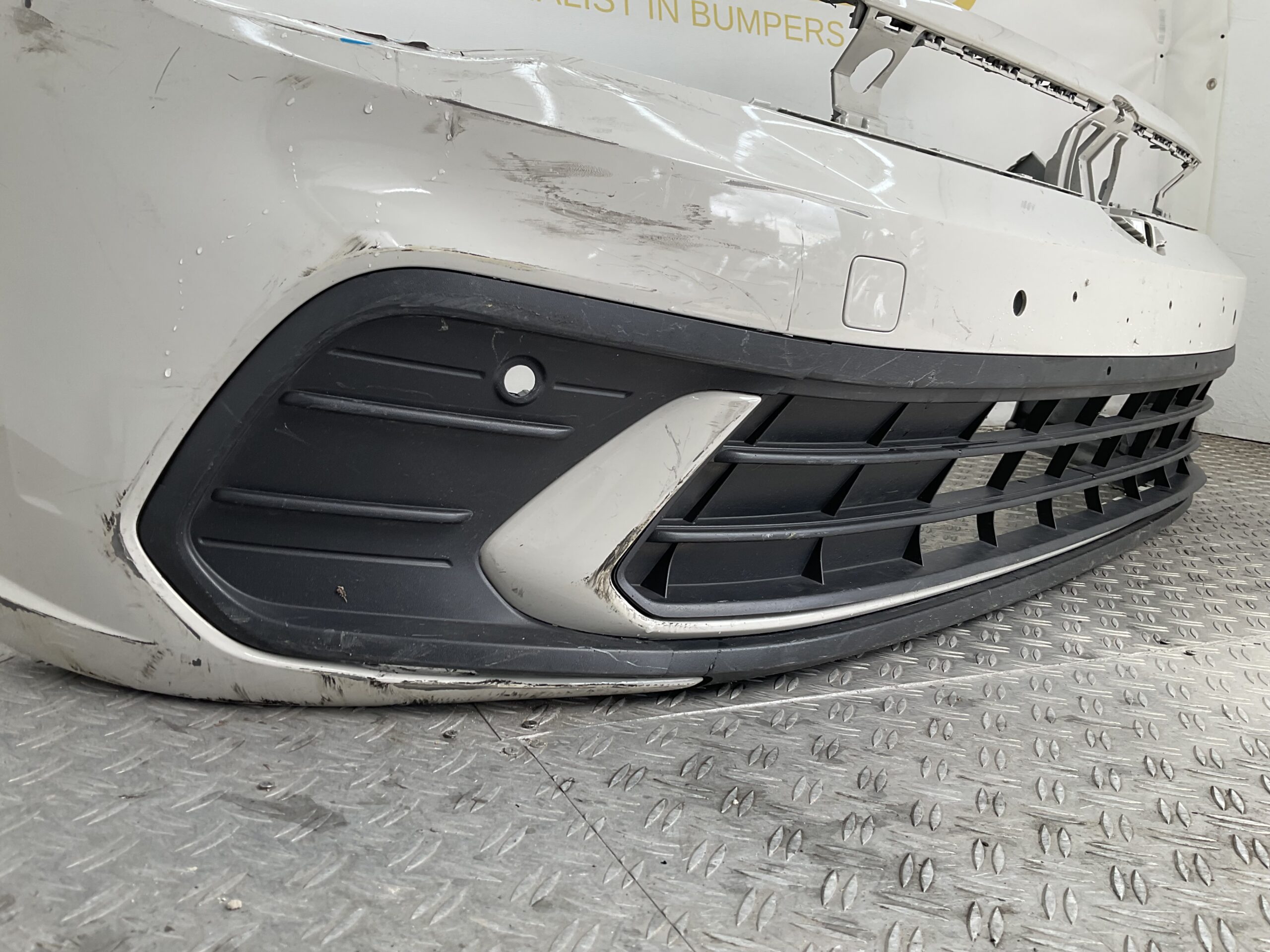 Bumper Volkswagen Polo 2G Facelift 22-25 2GS807221H Voorbumper C3-22230