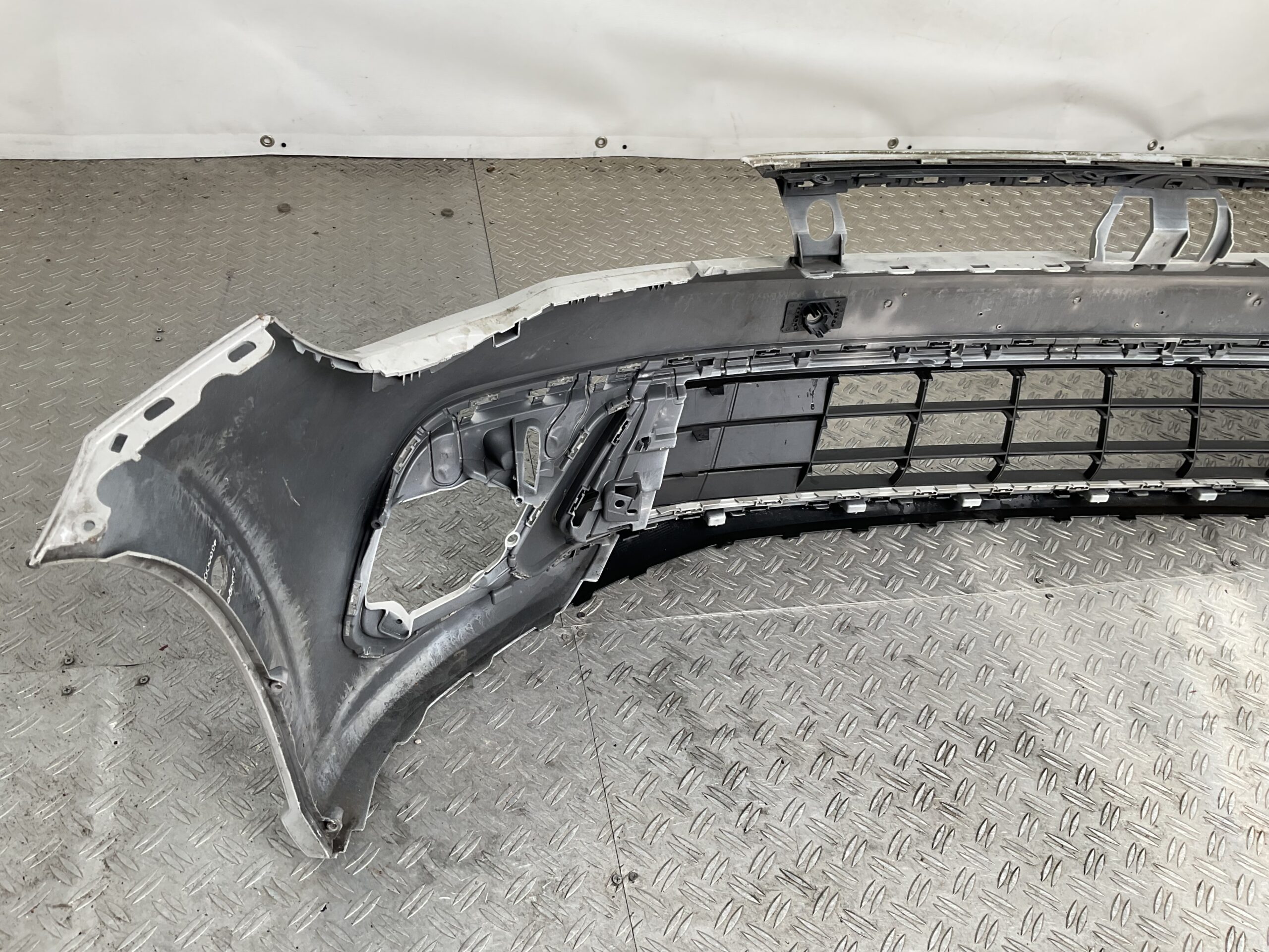 Bumper Volkswagen Polo 2G Facelift 22-25 2GS807221H Voorbumper C3-22230