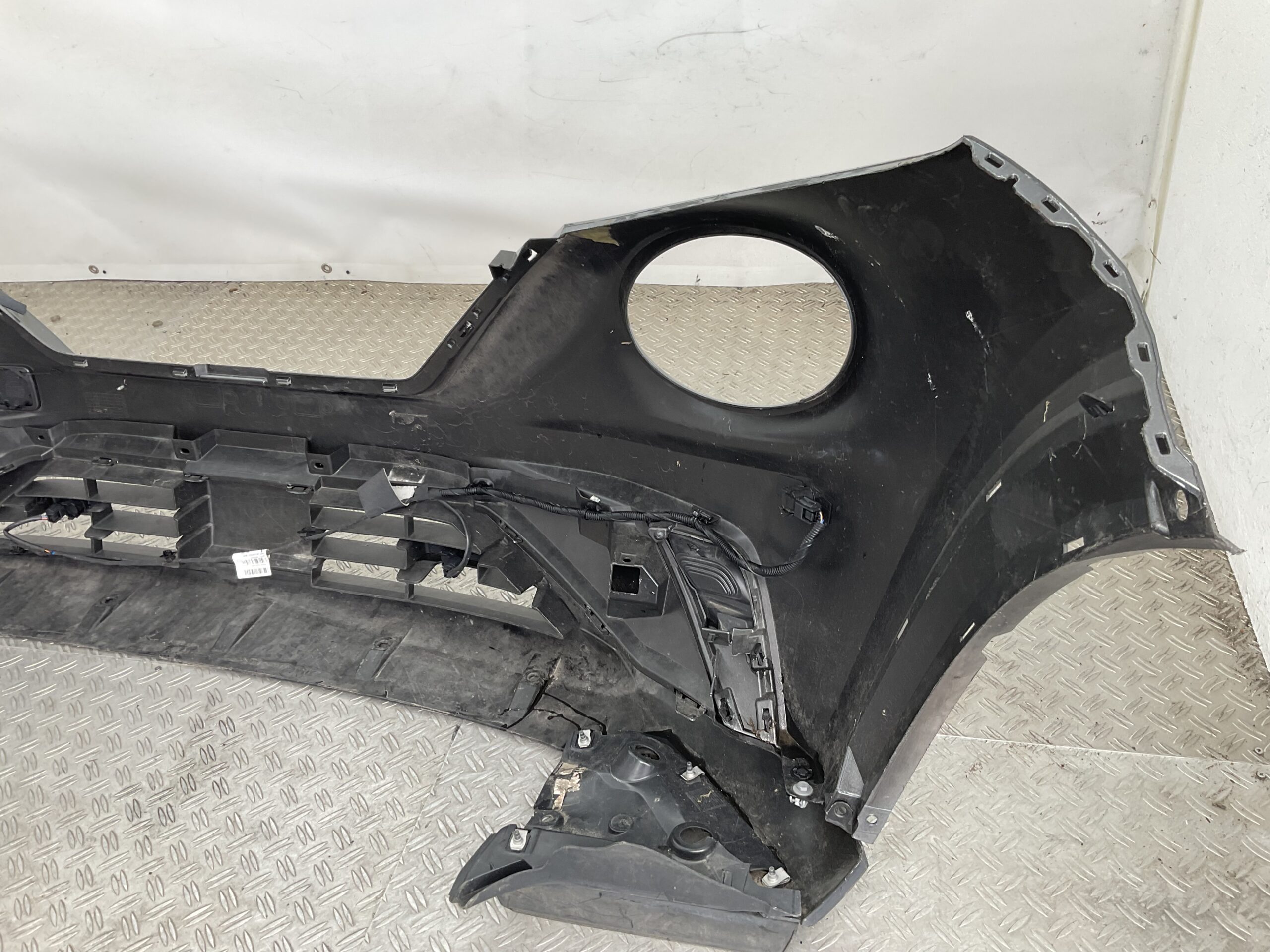 Bumper Nissan Juke 2 F16 4xpdc 19- 620266PA1B Voorbumper G5-22236