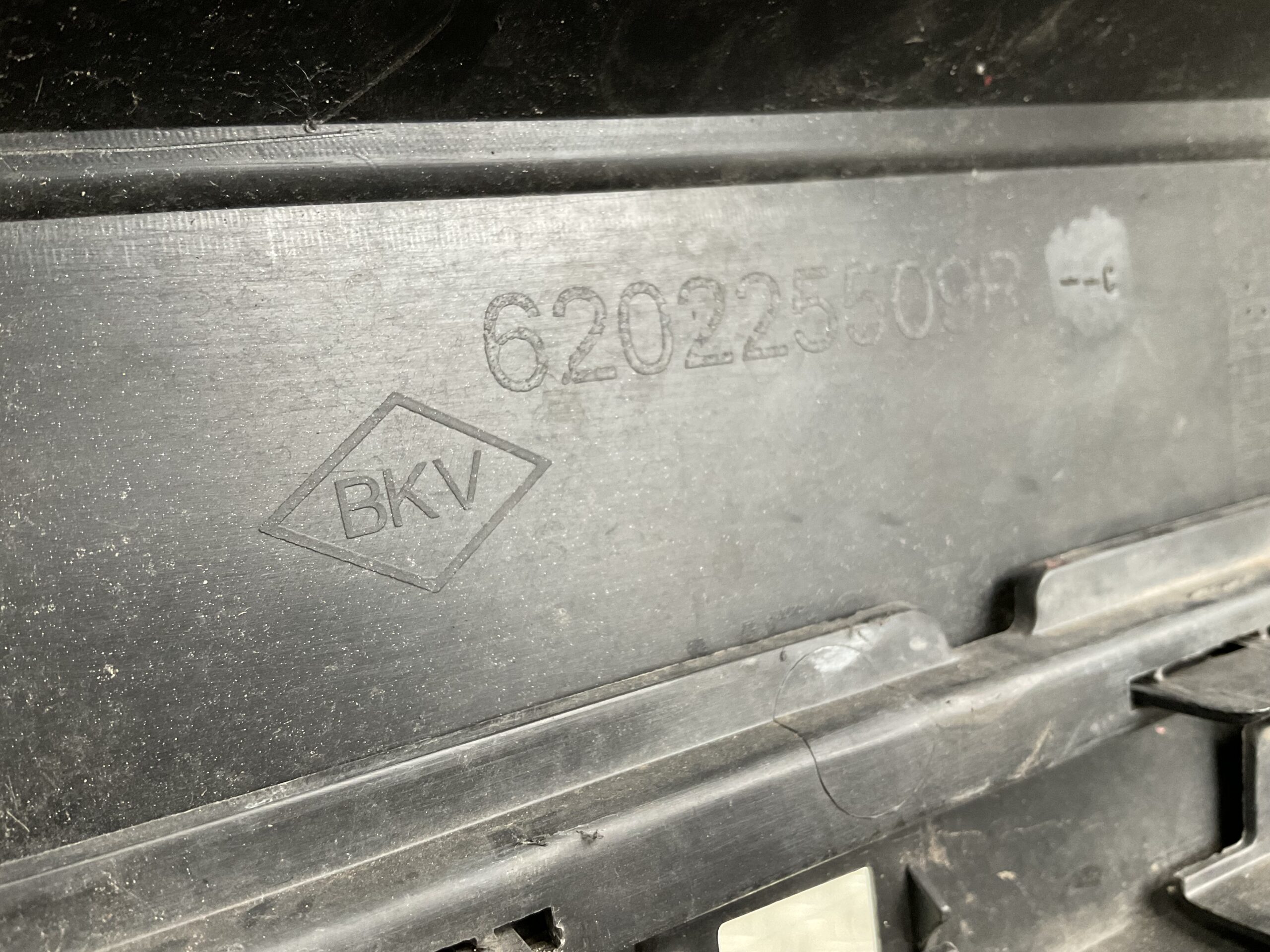 Bumper Dacia Sandero Stepway 20-24 620225509R Voorbumper G3-22275
