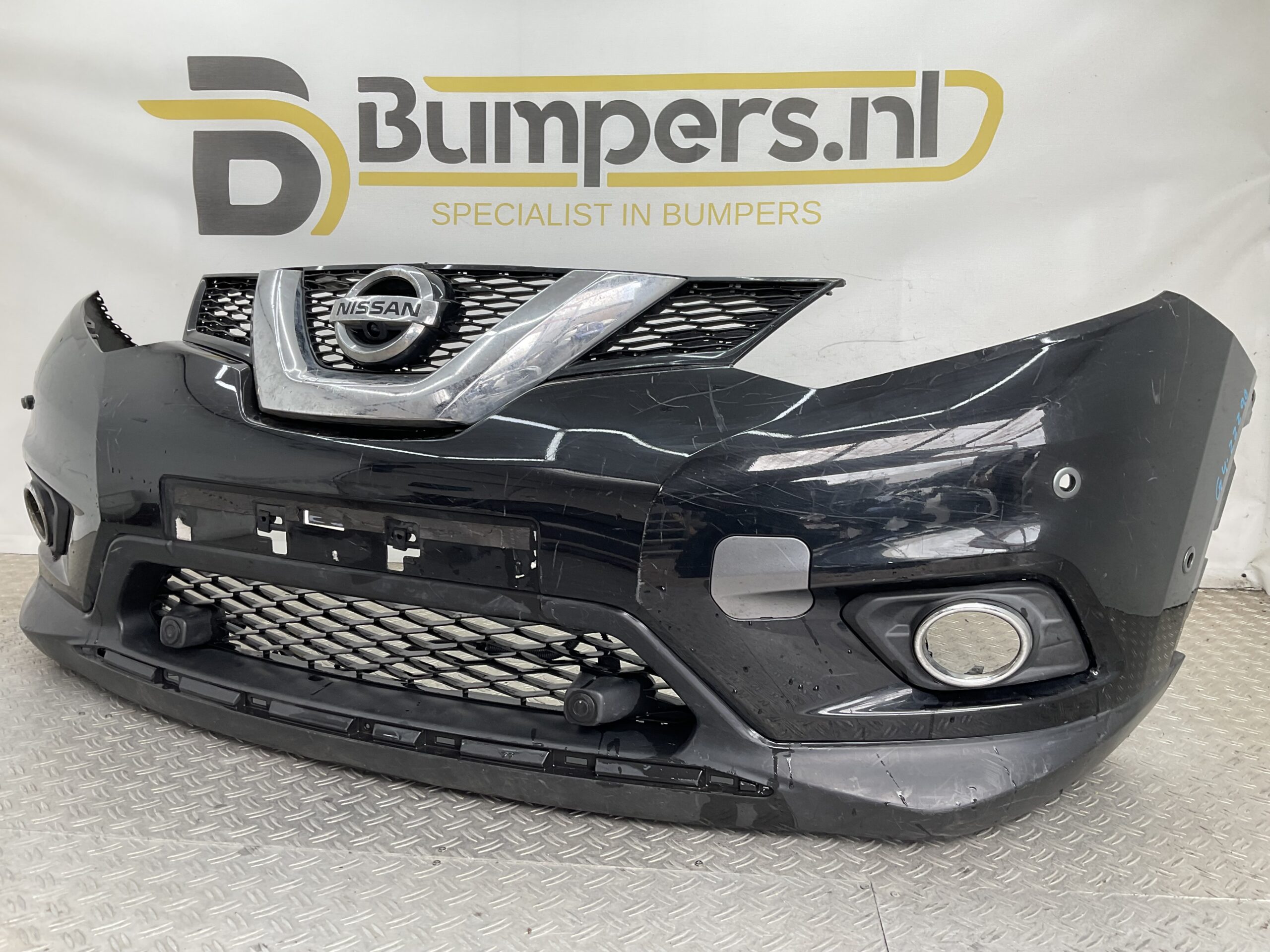 Bumper Nissan XTrail X-Trail T32 6xpdc 2013-2017 620224CE0H VOORBUMPER G4-22290
