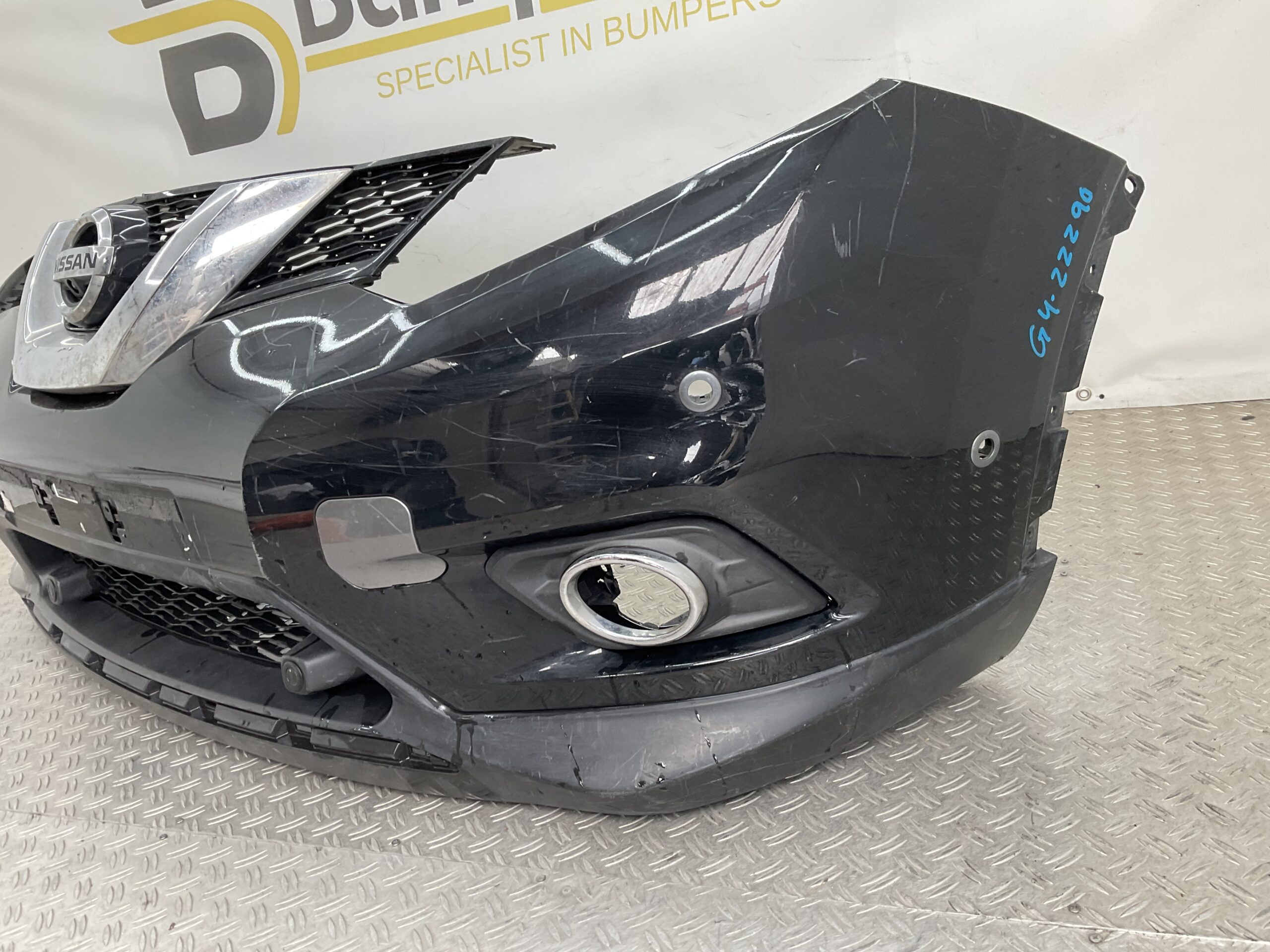 Bumper Nissan XTrail X-Trail T32 6xpdc 2013-2017 620224CE0H VOORBUMPER G4-22290
