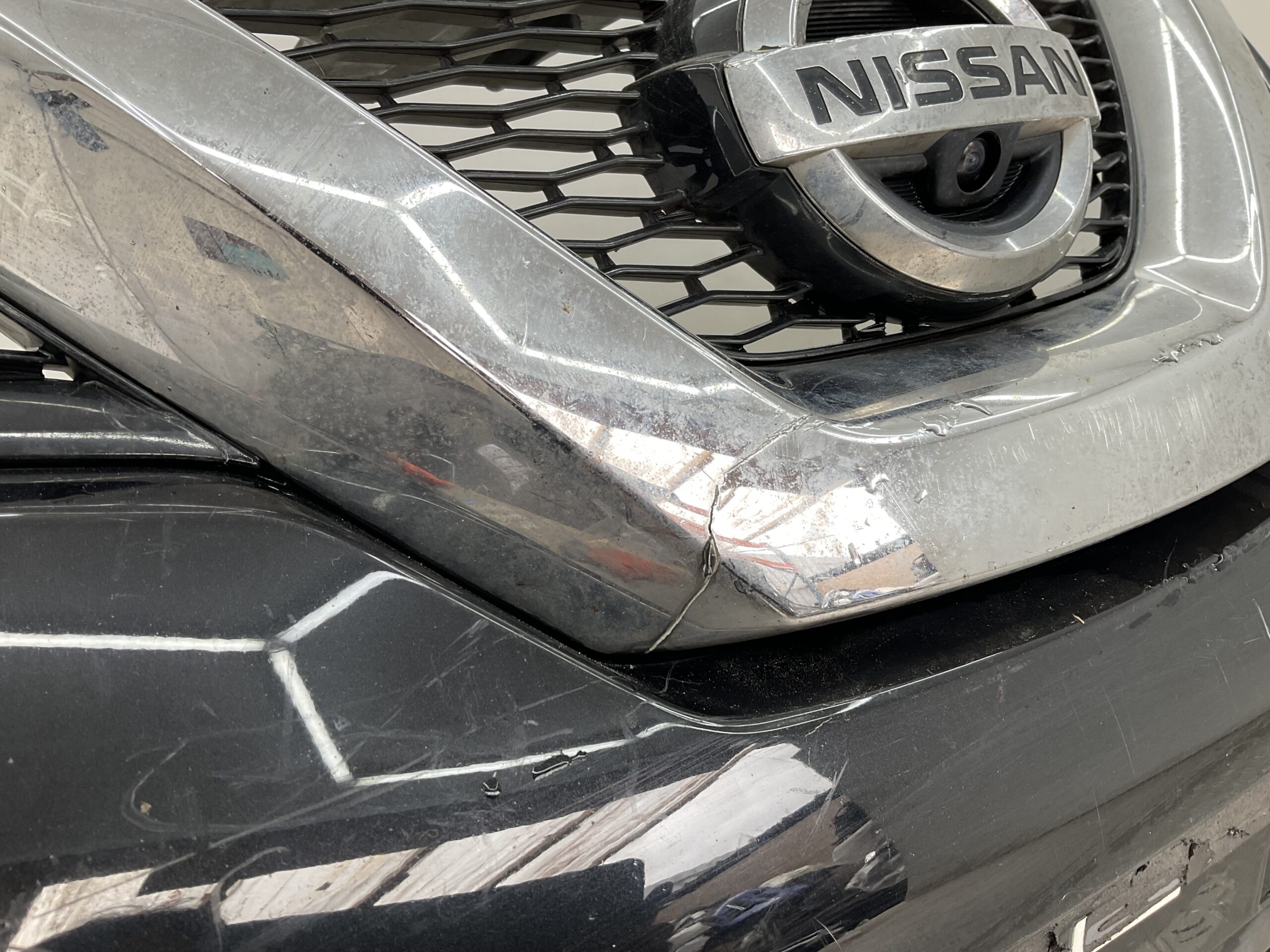 Bumper Nissan XTrail X-Trail T32 6xpdc 2013-2017 620224CE0H VOORBUMPER G4-22290