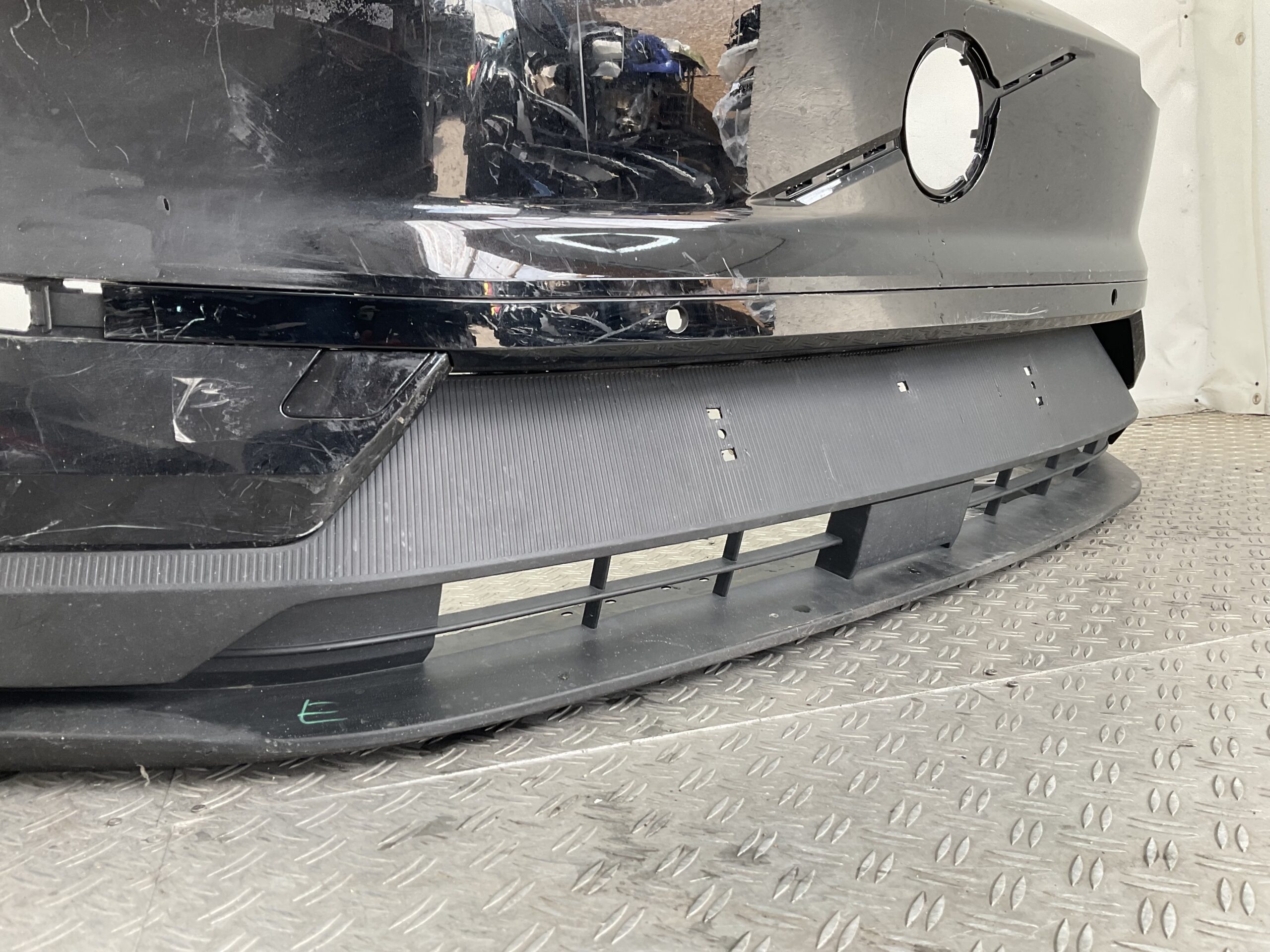 Bumper Volvo EX30 EX 30 23-25 31345658 Voorbumper E5-22300