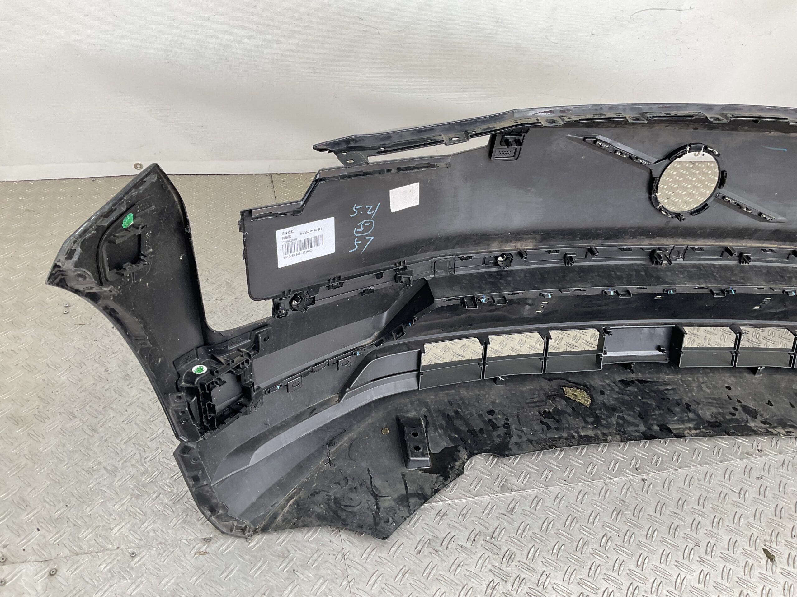 Bumper Volvo EX30 EX 30 23-25 31345658 Voorbumper E5-22300