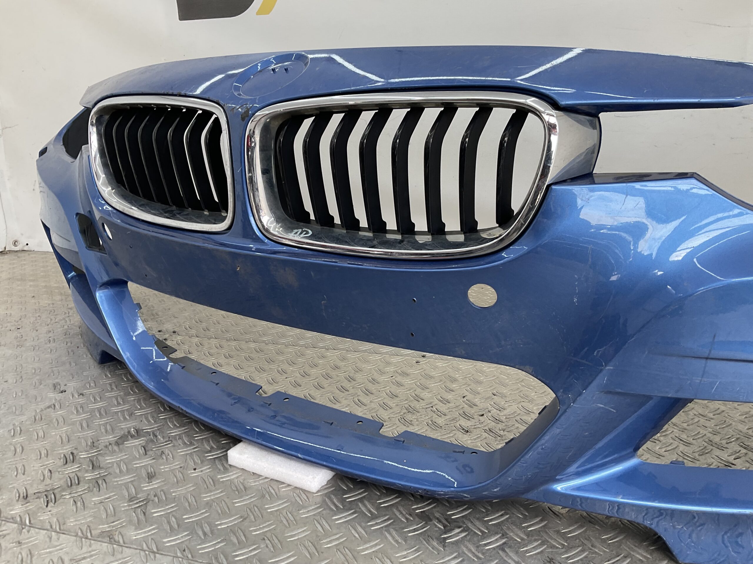 Bumper BMW 3 Serie F30 F31 MPakket M-Pakket PDC 33-9941 12-18 Voorbumper K4-22302