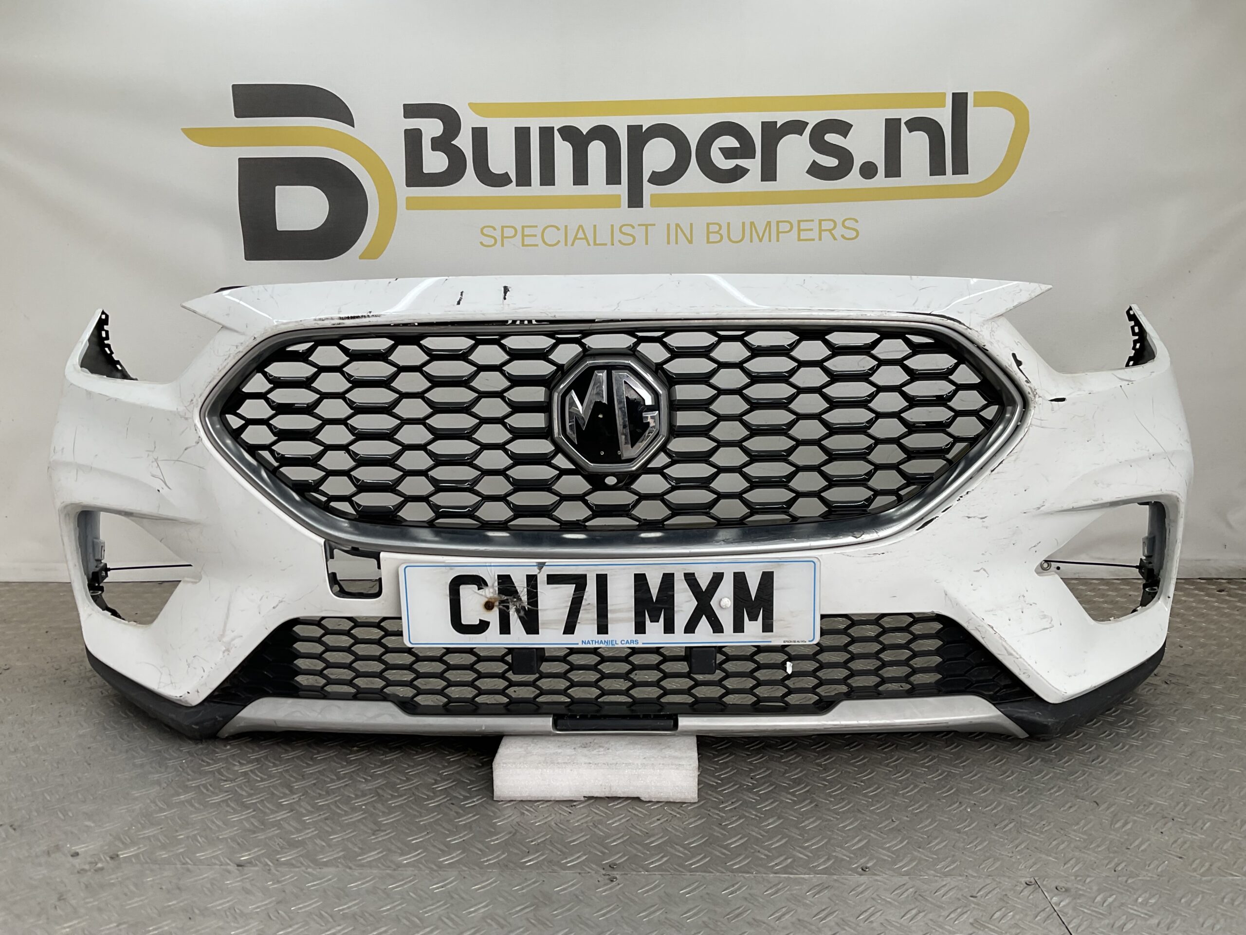 Bumper MG ZS MK2 20-23 10628331 Voorbumper M1-22326