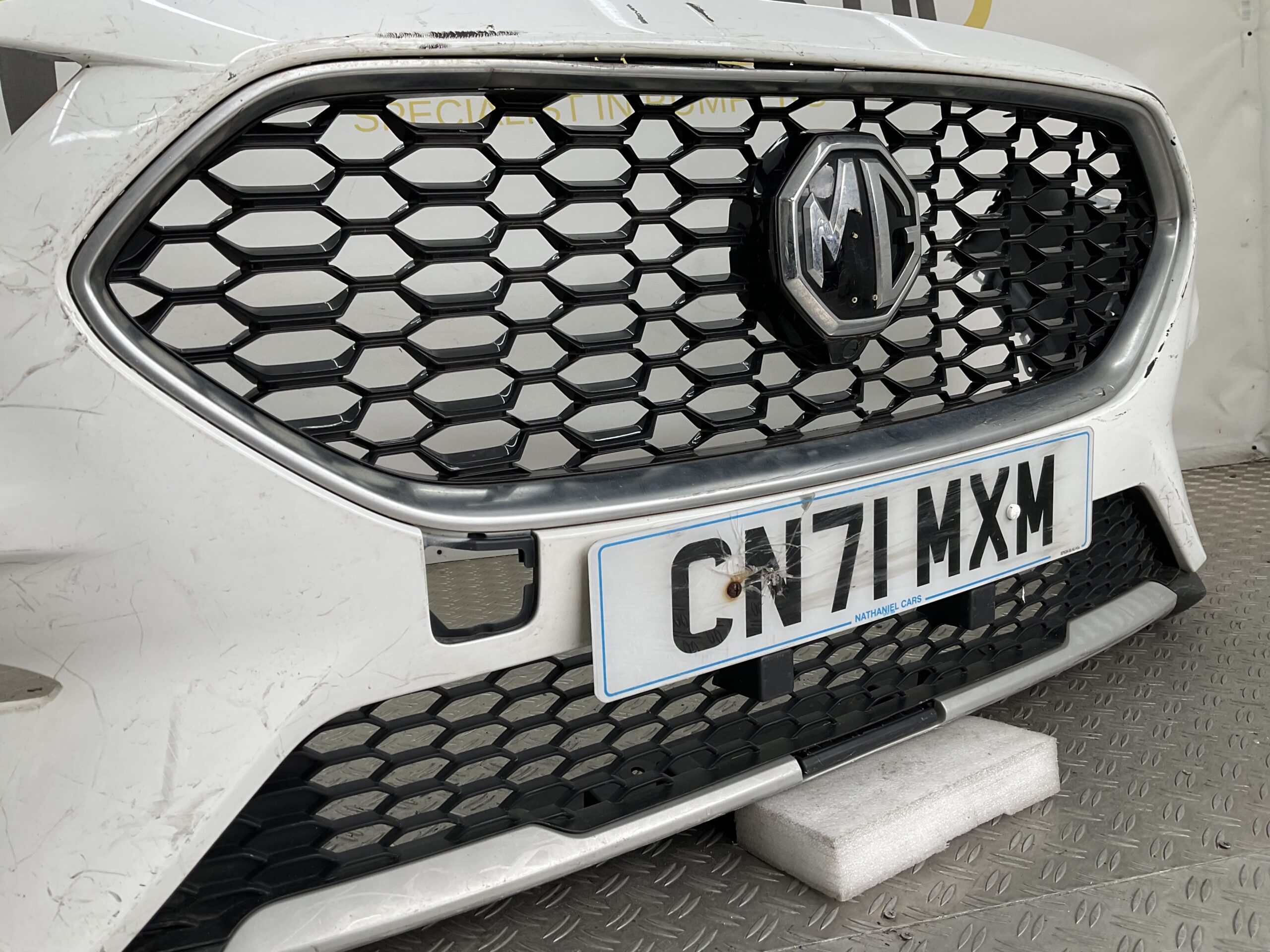 Bumper MG ZS MK2 20-23 10628331 Voorbumper M1-22326