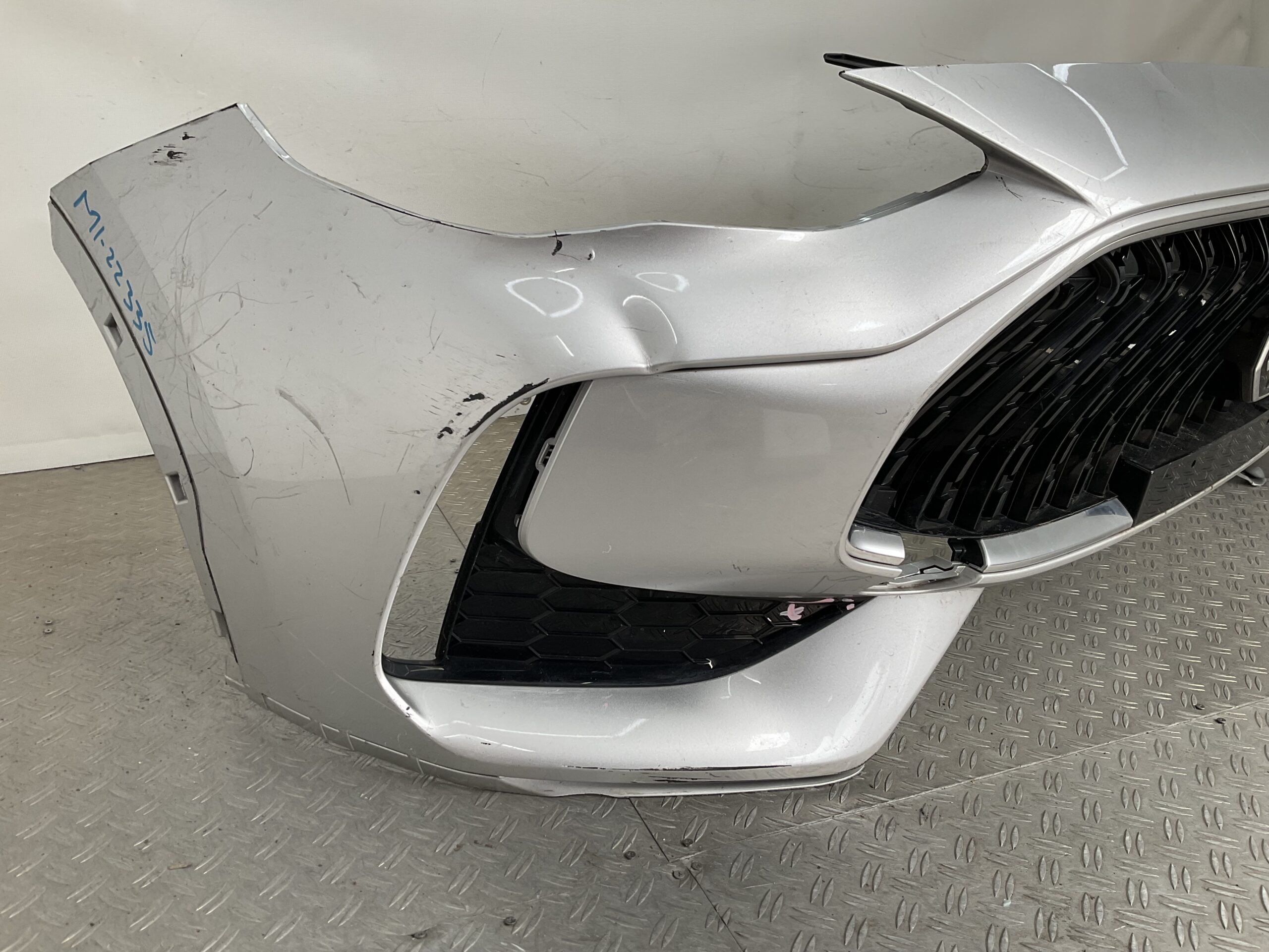 Bumper MG HS Hybrid Facelift 22-25 P10947207 Voorbumper M1-22335