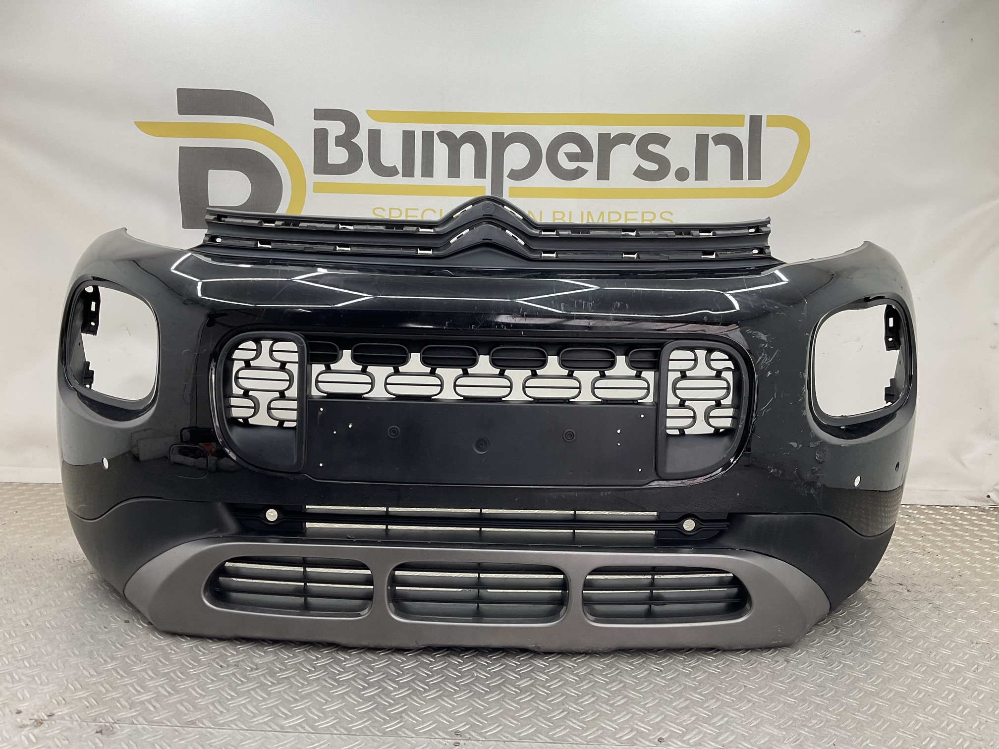 Bumper Citroen C3 Aircross 13490019 1823181X Voorbumper F5-23408