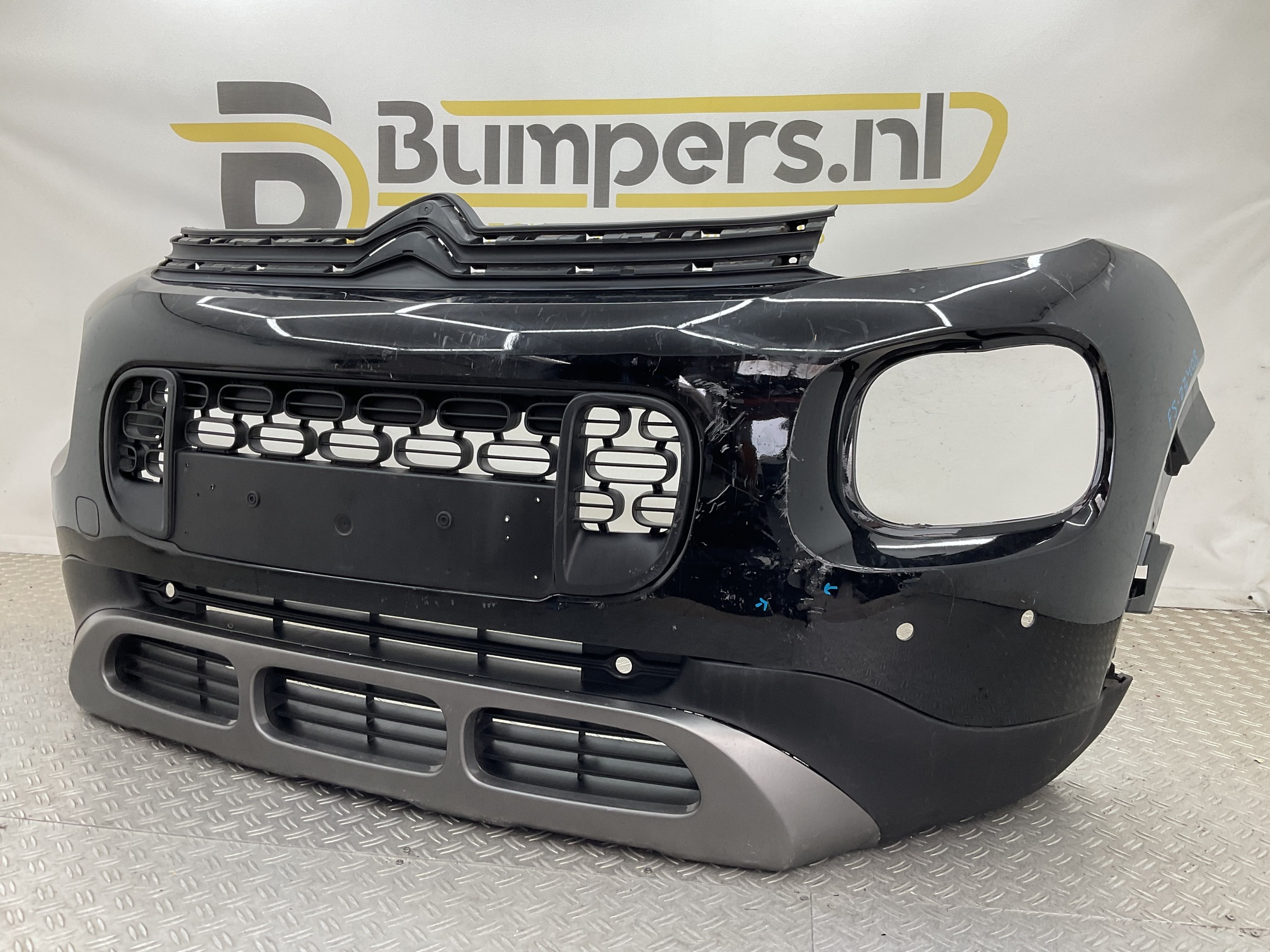 Bumper Citroen C3 Aircross 13490019 1823181X Voorbumper F5-23408