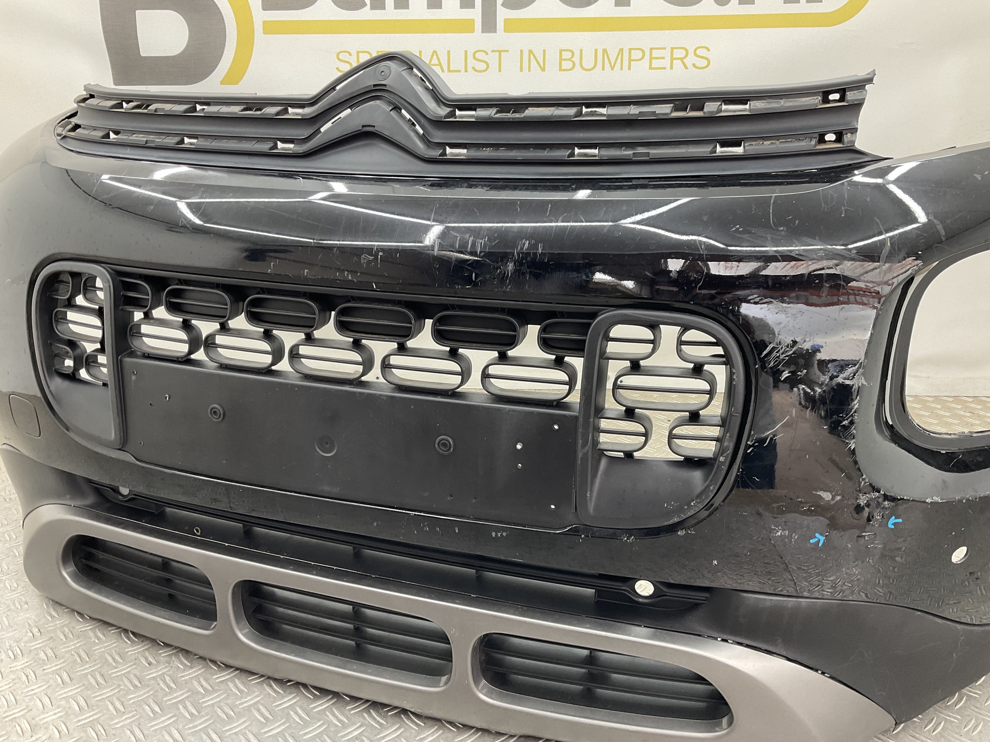Bumper Citroen C3 Aircross 13490019 1823181X Voorbumper F5-23408