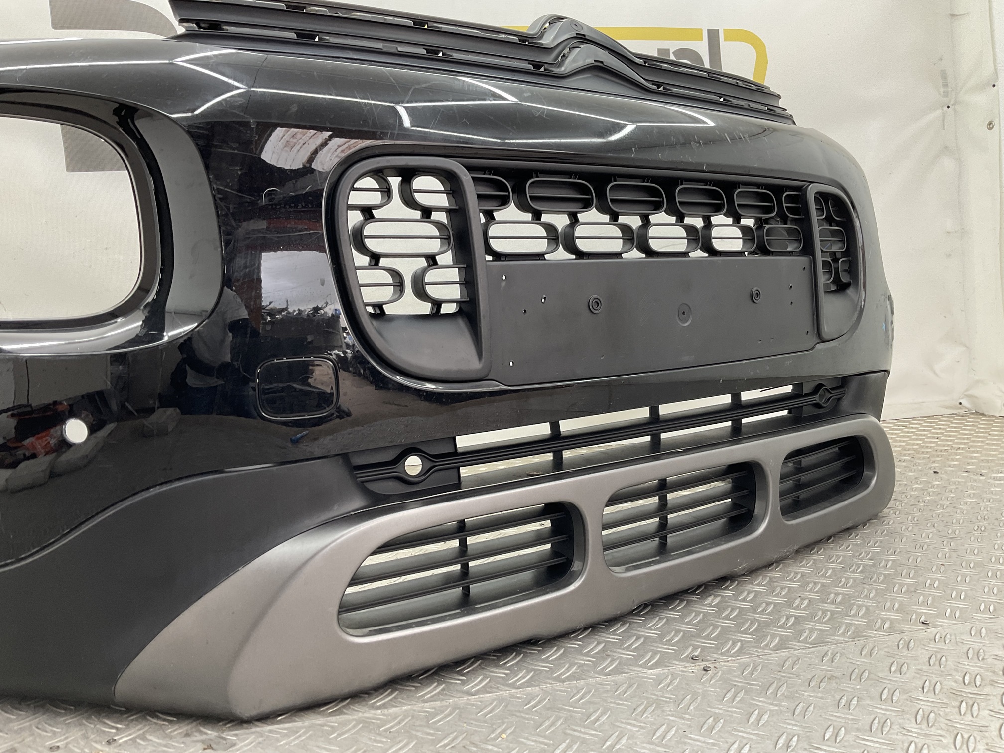 Bumper Citroen C3 Aircross 13490019 1823181X Voorbumper F5-23408