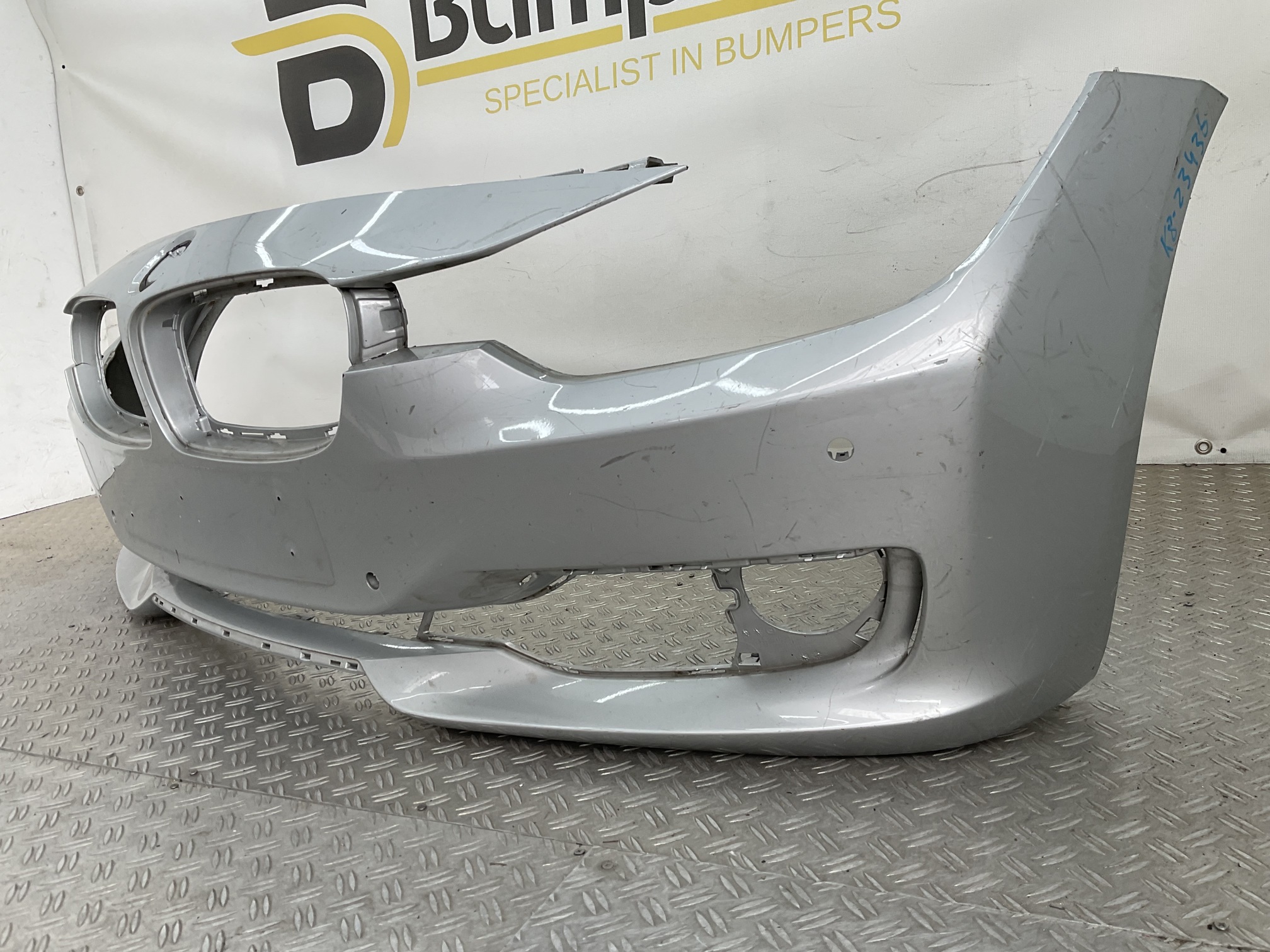 BUMPER BMW 3 Serie F30 F31 51117301914 VOORBUMPER K8-23436