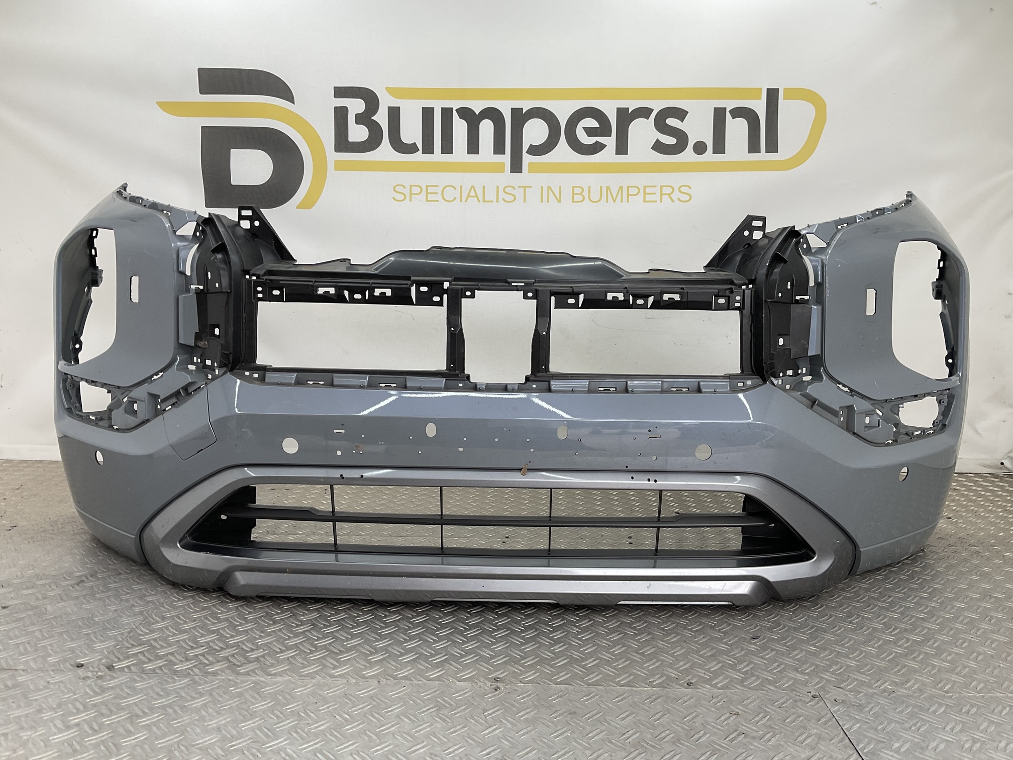 Bumper Mitsubishi Outlander GN0W 2022-2024 620A9W08ZP Voorbumper B5-23458