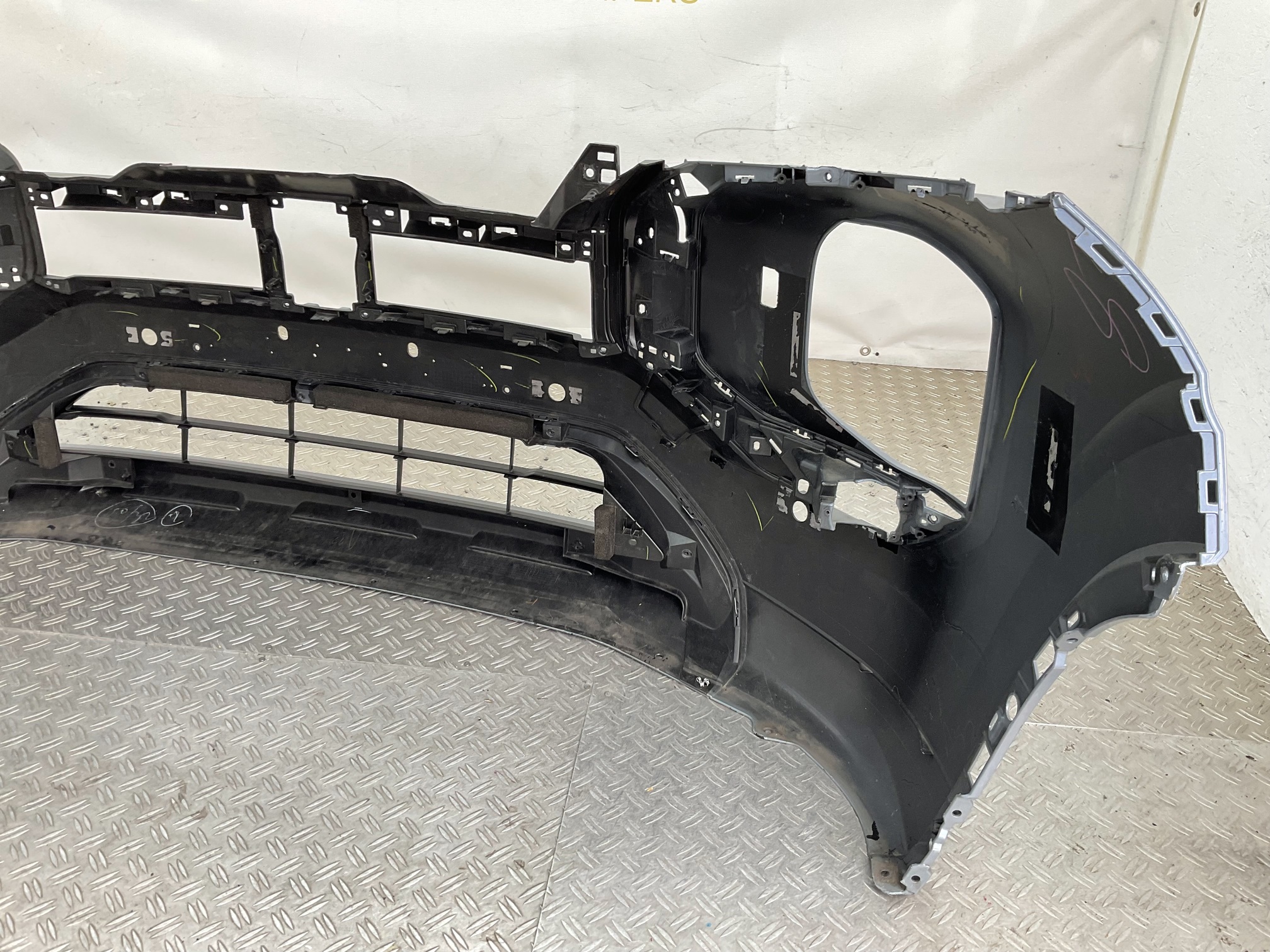 Bumper Mitsubishi Outlander GN0W 2022-2024 620A9W08ZP Voorbumper B5-23458