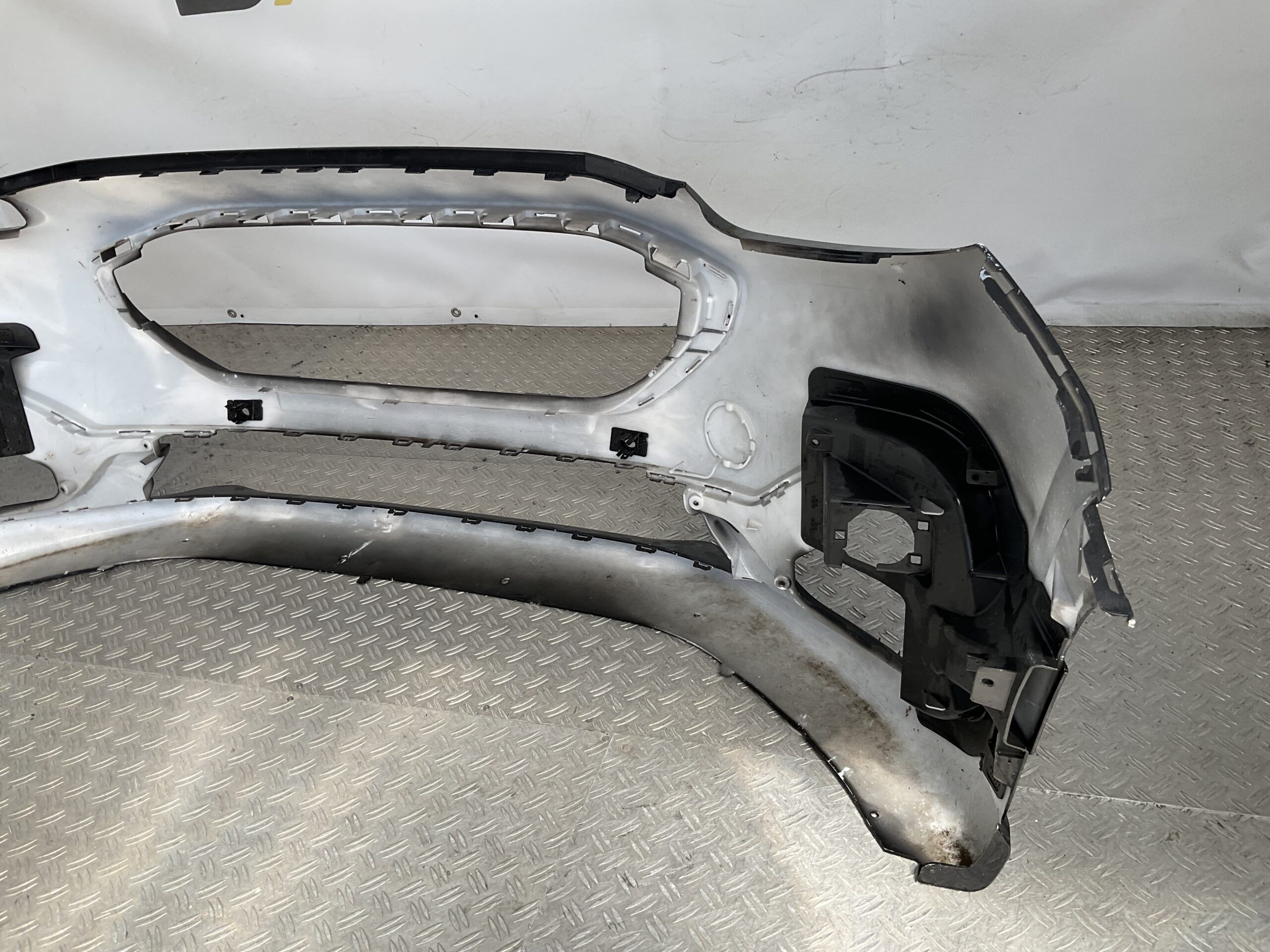 Bumper Ford Puma Stline ST-Line R1TB-17757-C-PIA-01 Voorbumper D10-22800